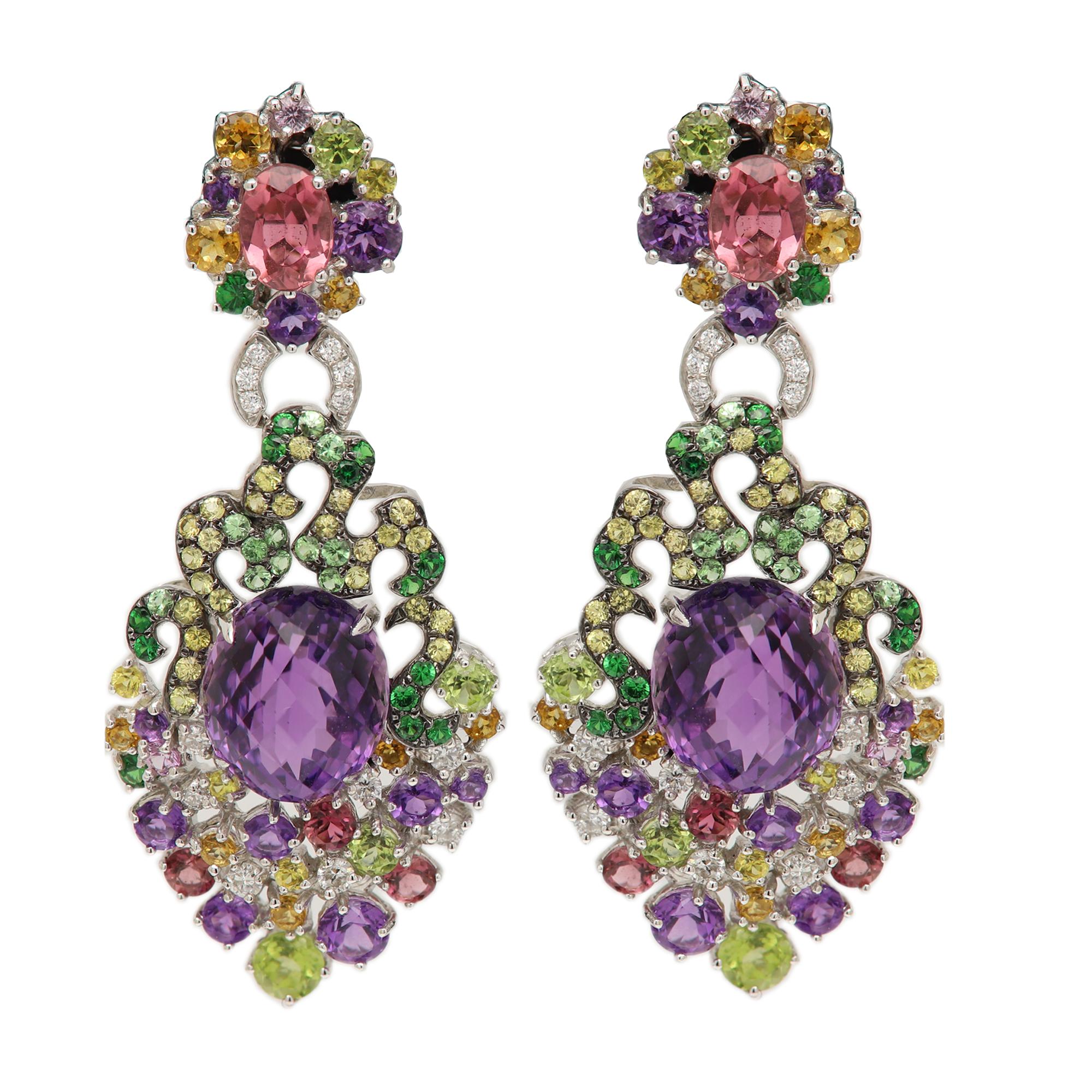 Large Vintage Earrings Natural Gemstones 18 Karat Gold Chandelier Earring In New Condition For Sale In Brooklyn, NY