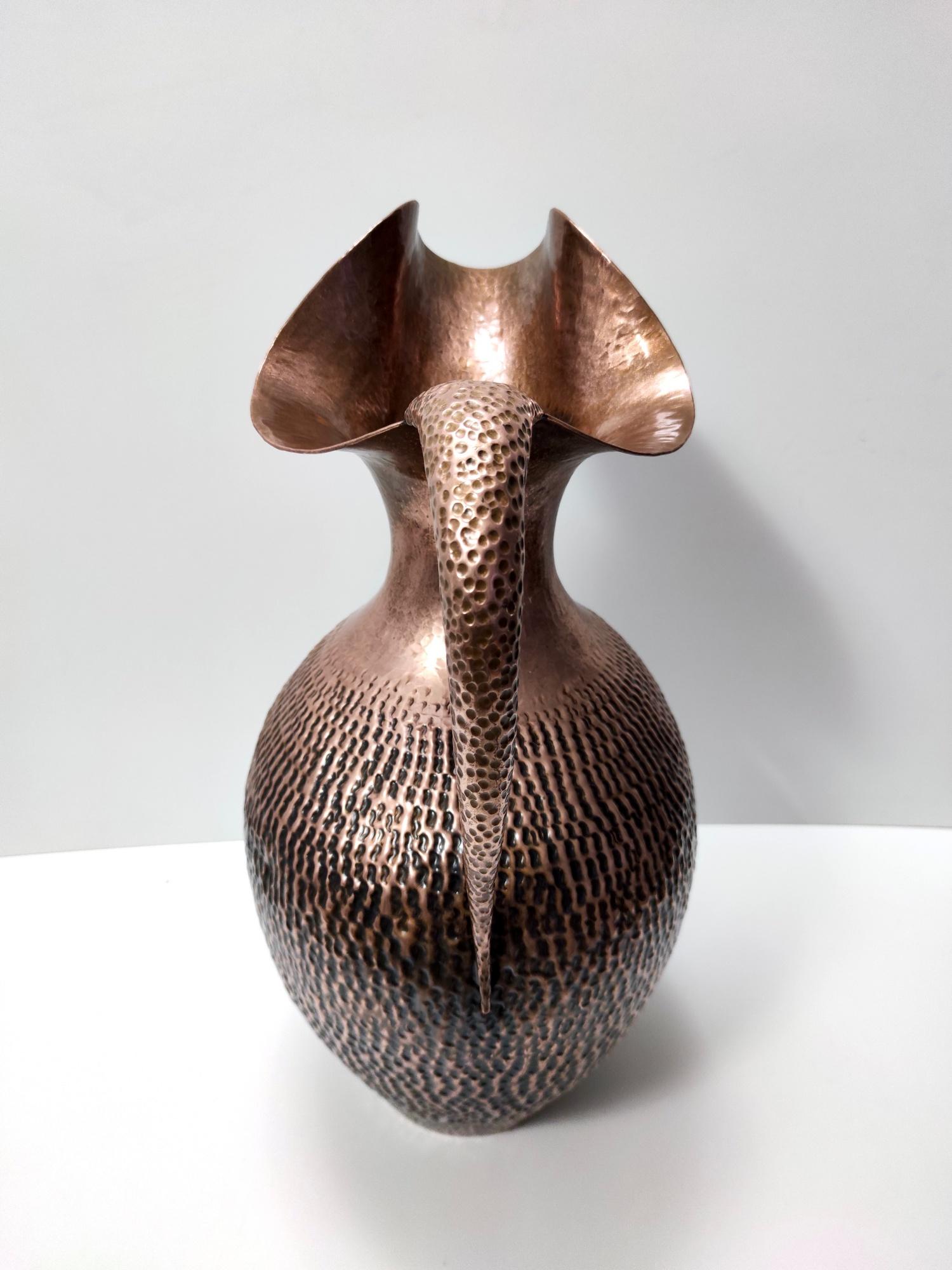 Large Vintage Embossed Copper Pitcher Vase by Egidio Casagrande, Italy For Sale 5