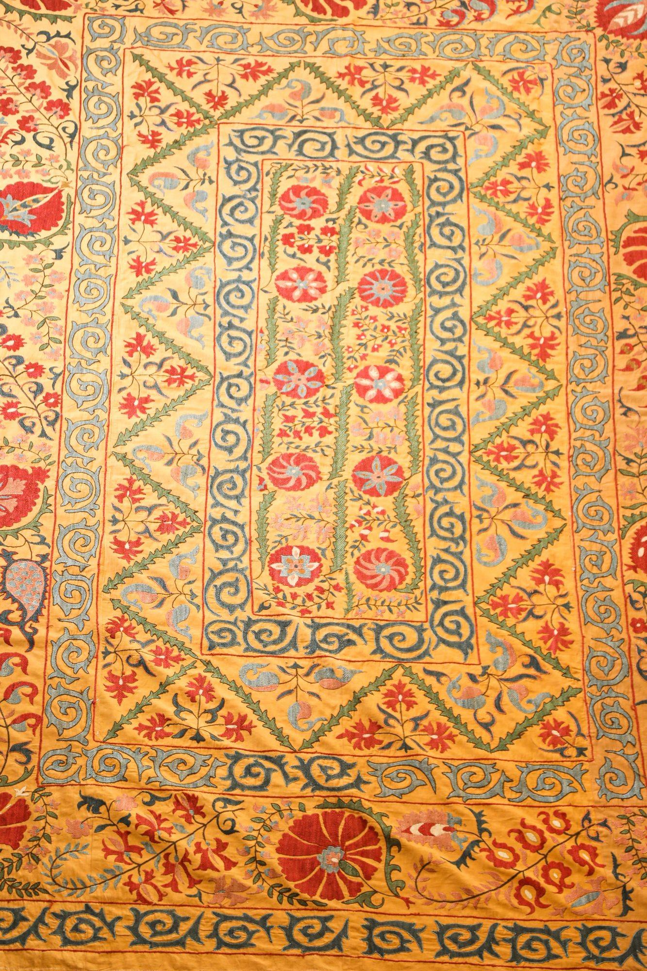 Large Vintage Embroidered Uzbek Suzani Yellow Blue Red For Sale 3