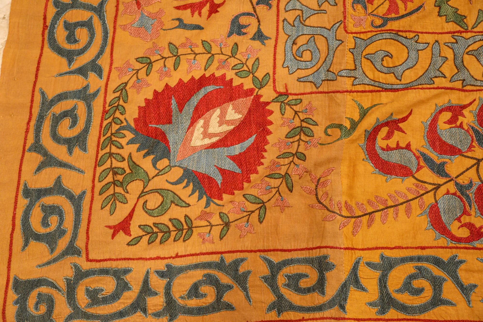 Large Vintage Embroidered Uzbek Suzani Yellow Blue Red For Sale 10