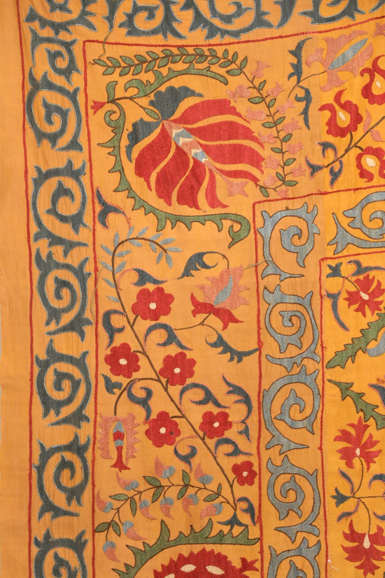 Large Vintage Embroidered Uzbek Suzani Yellow Blue Red For Sale 1