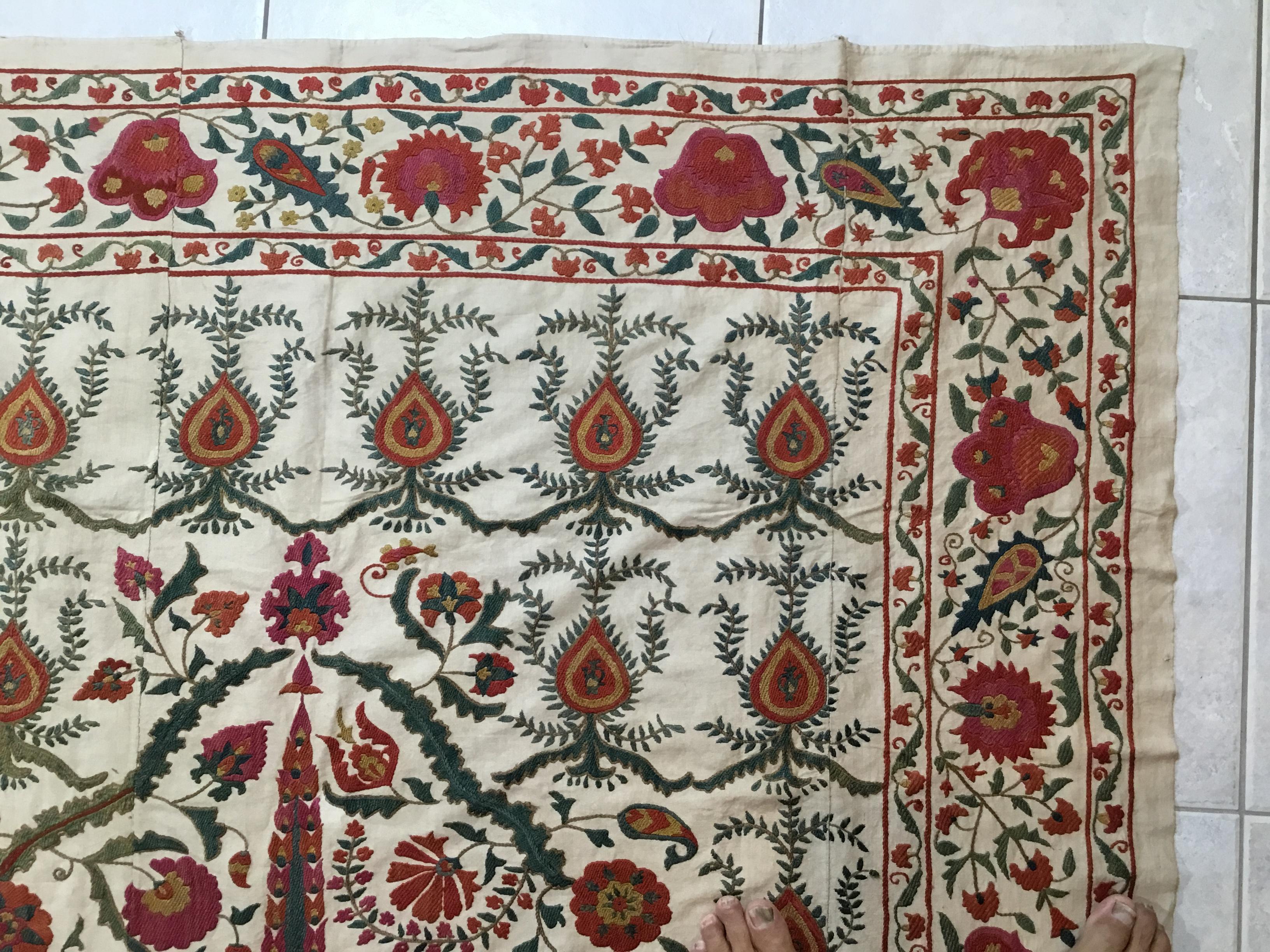 Uzbek Large Vintage Embroidery Suzani Textile