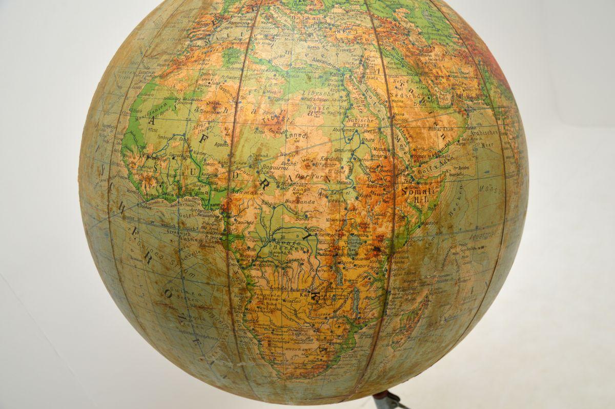 Mid-Century moderno Grande globo da terra vintage in vendita