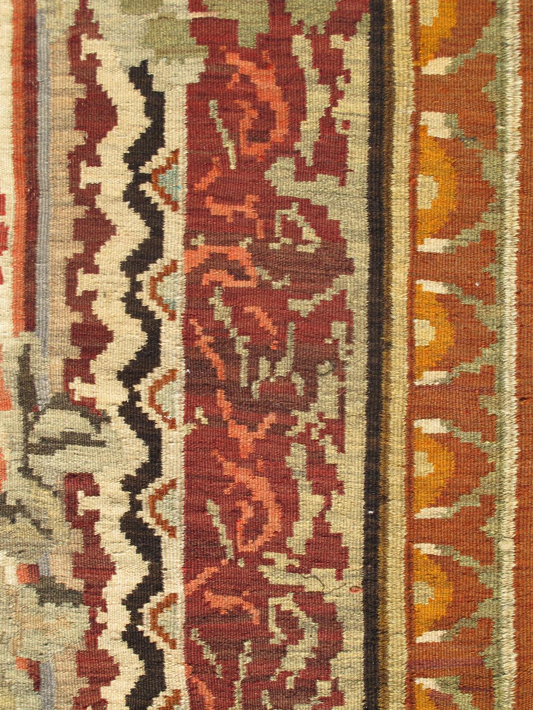 Large vintage floral kilim in elegant European design Kb-H--401-10,
Large flat-weave vintage Bessarabian kilim rug with floral central medallion in green, red, and ivory.
Measures: 7'7 x 13'.

 