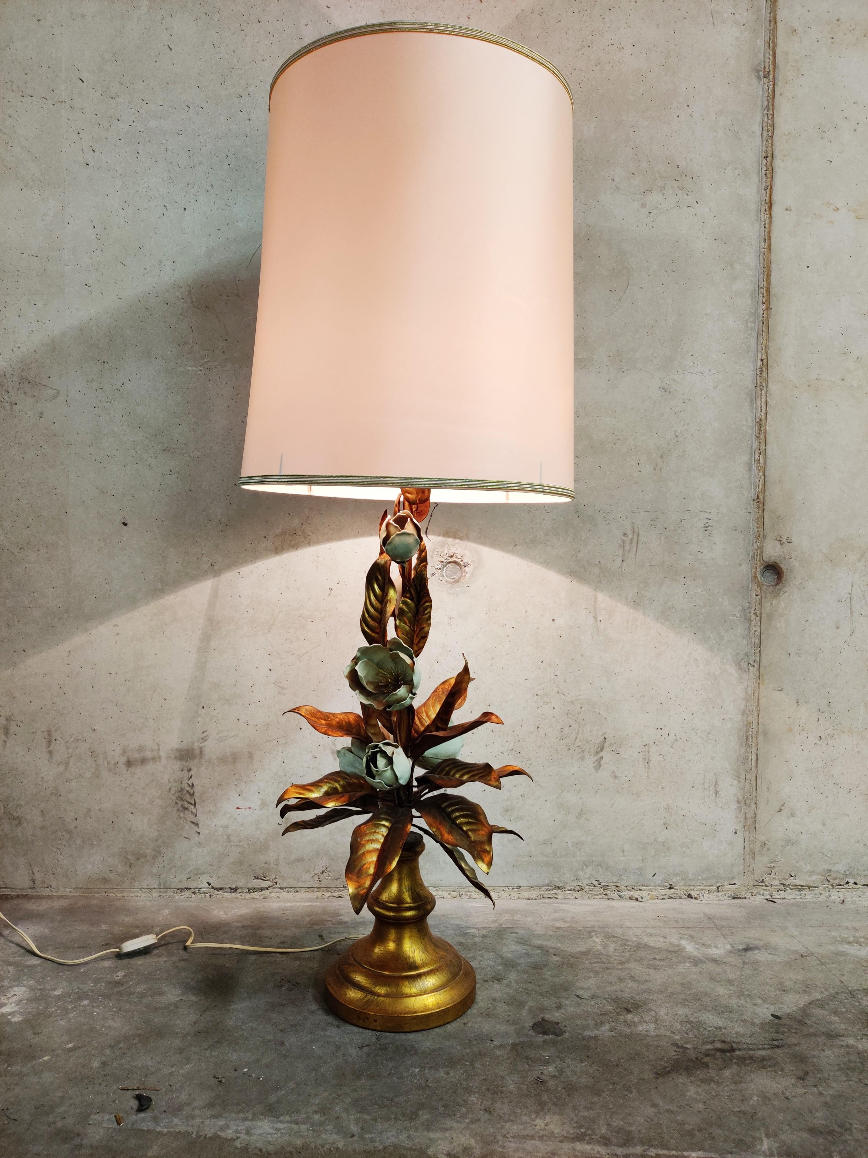 Large Vintage Floral Table Lamp, 1960s 2