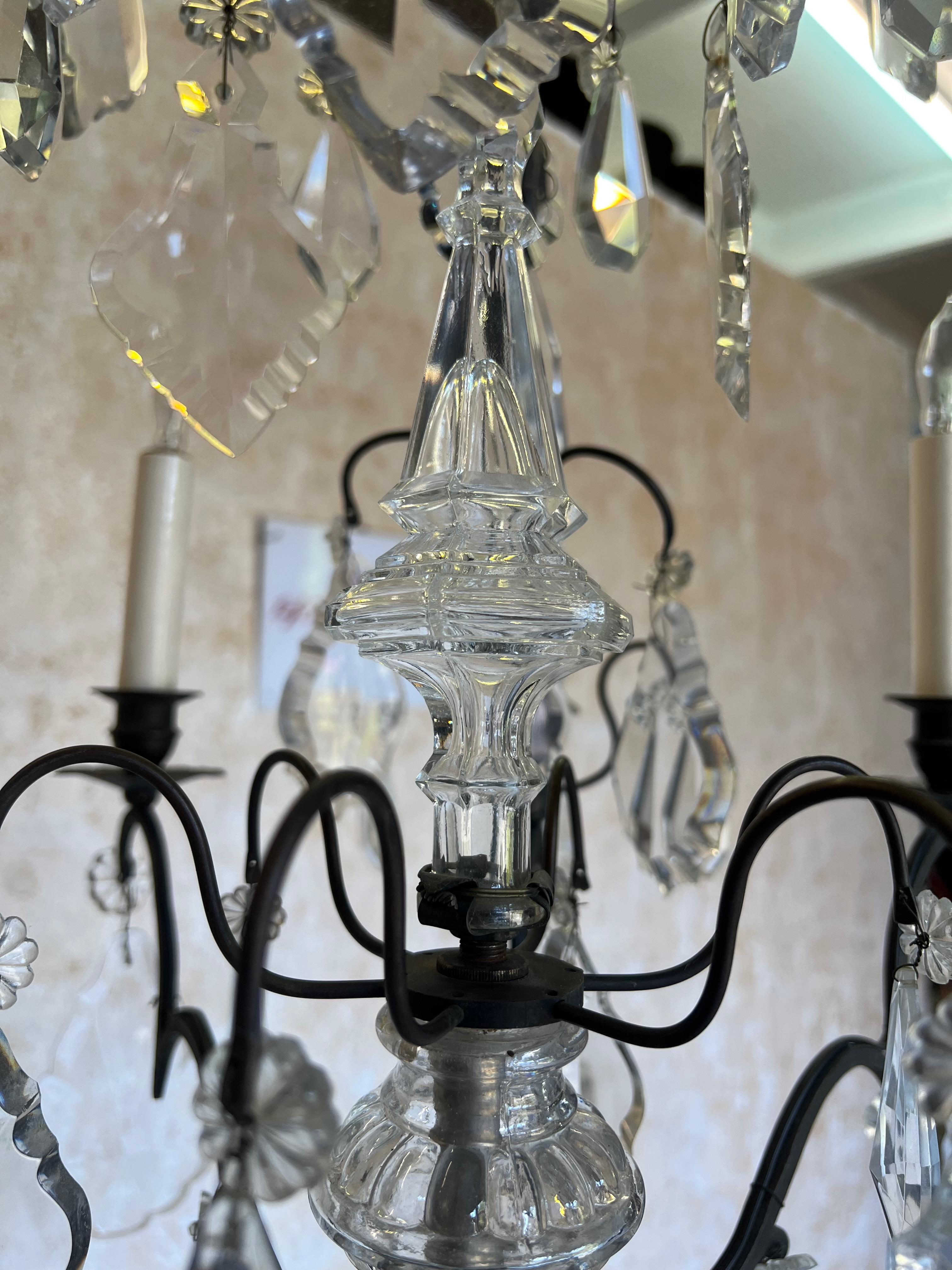 Gran araña de cristal francesa vintage de los años 20 con seis luces Art Nouveau en venta