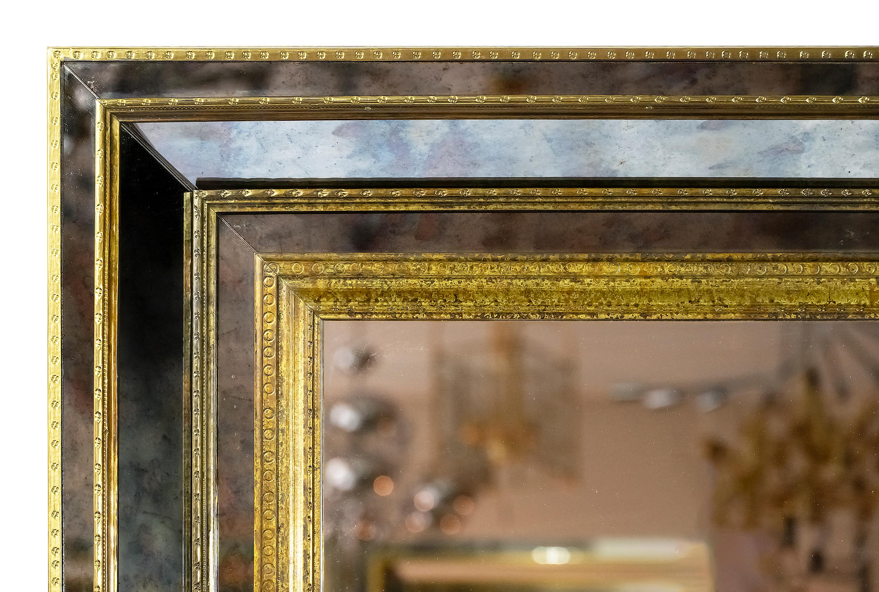 Mid-Century moderno Grande specchio da parete francese vintage in ottone su Wood in vendita
