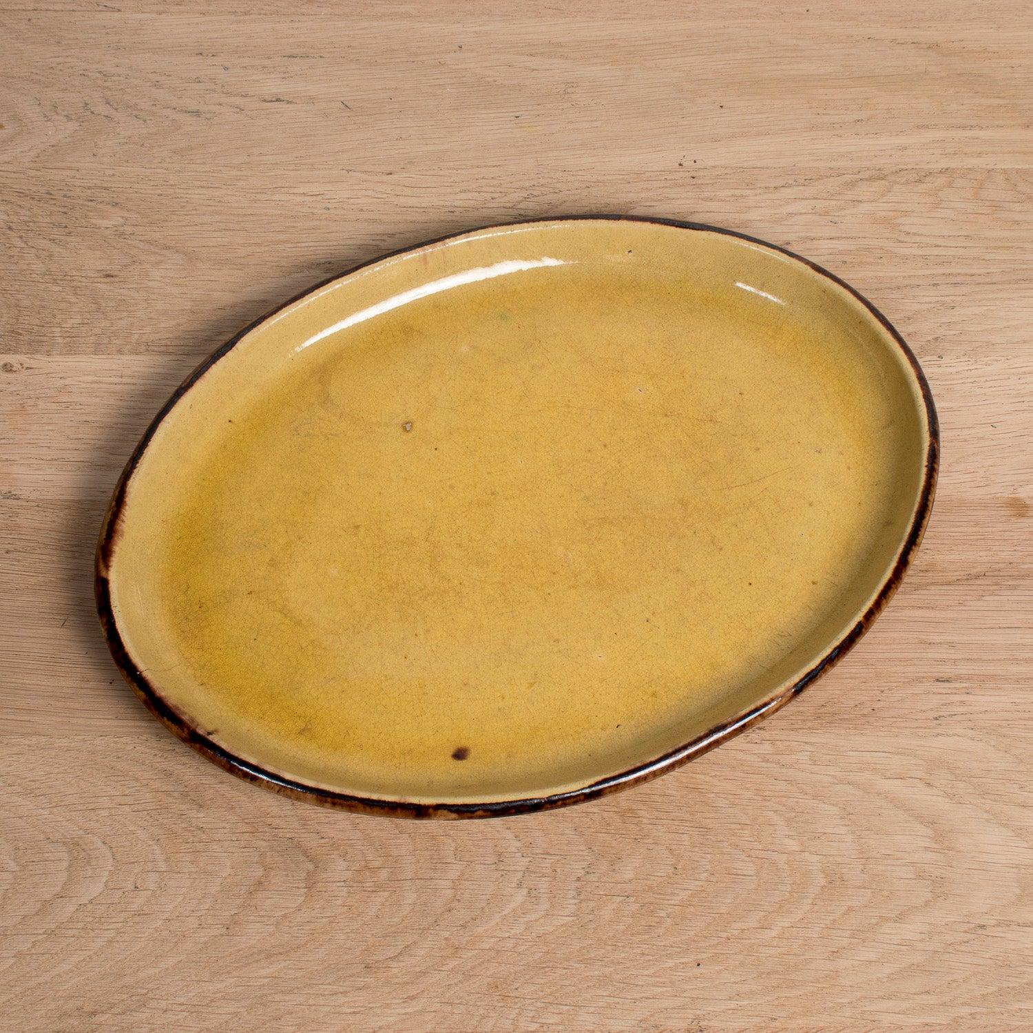 XX secolo Grande piatto ovale smaltato francese Dieulefit Provencal Yellowware d'epoca in vendita