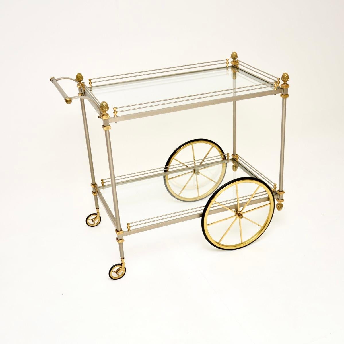Grande carrello portabevande francese d'epoca in acciaio e ottone In condizioni buone in vendita a London, GB