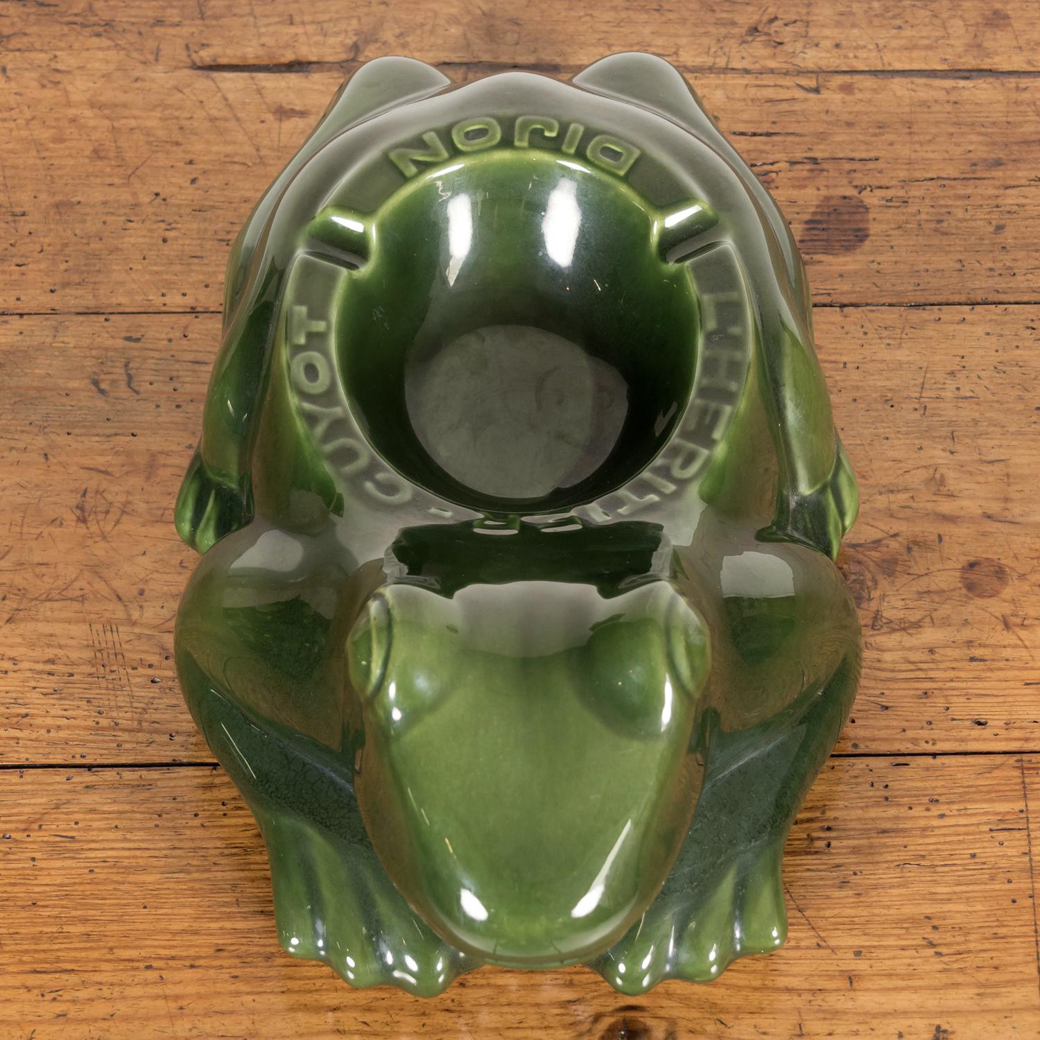 Large Vintage French L'HERITIER GUYOT DIJON Green Ceramic Frog Ad Ashtray For Sale 2