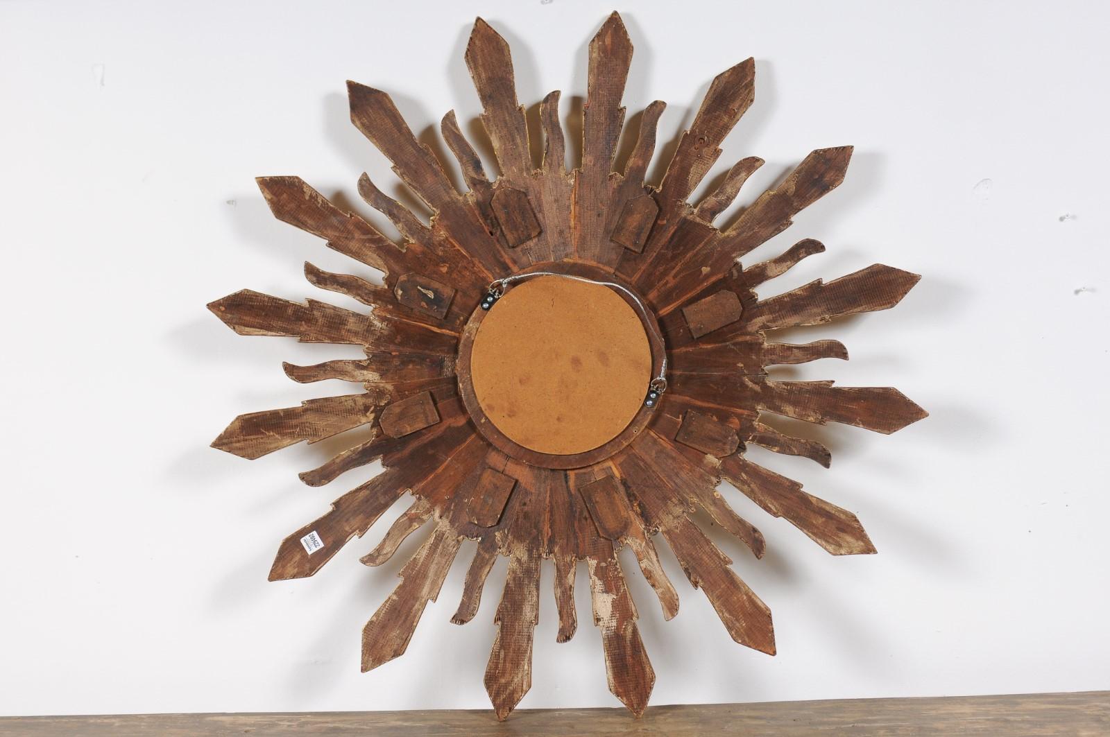 Large Vintage French Midcentury Sunburst with Small Convex Mirror Plate For Sale 4