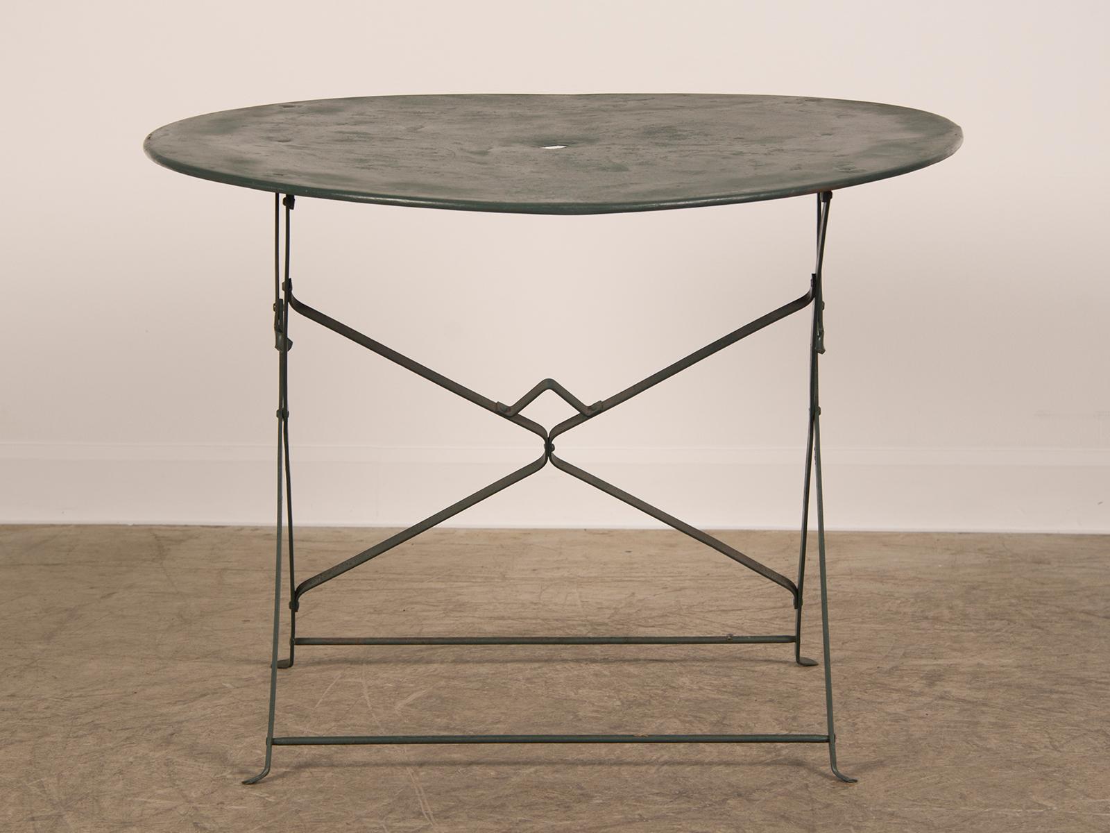 French Provincial Large Vintage French Painted Metal Bistro Table, circa 1920 For Sale