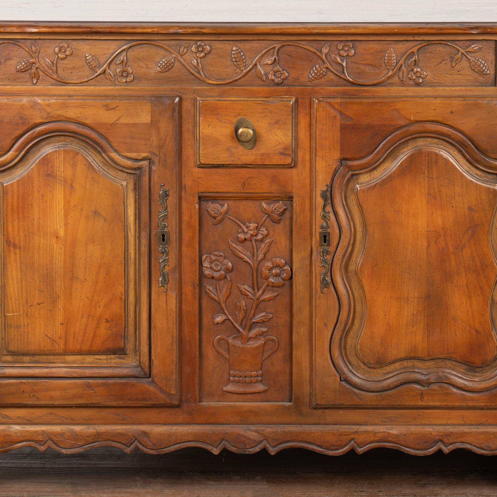 Large Vintage French Sideboard Buffet with Carved Details, circa 1960-80 2