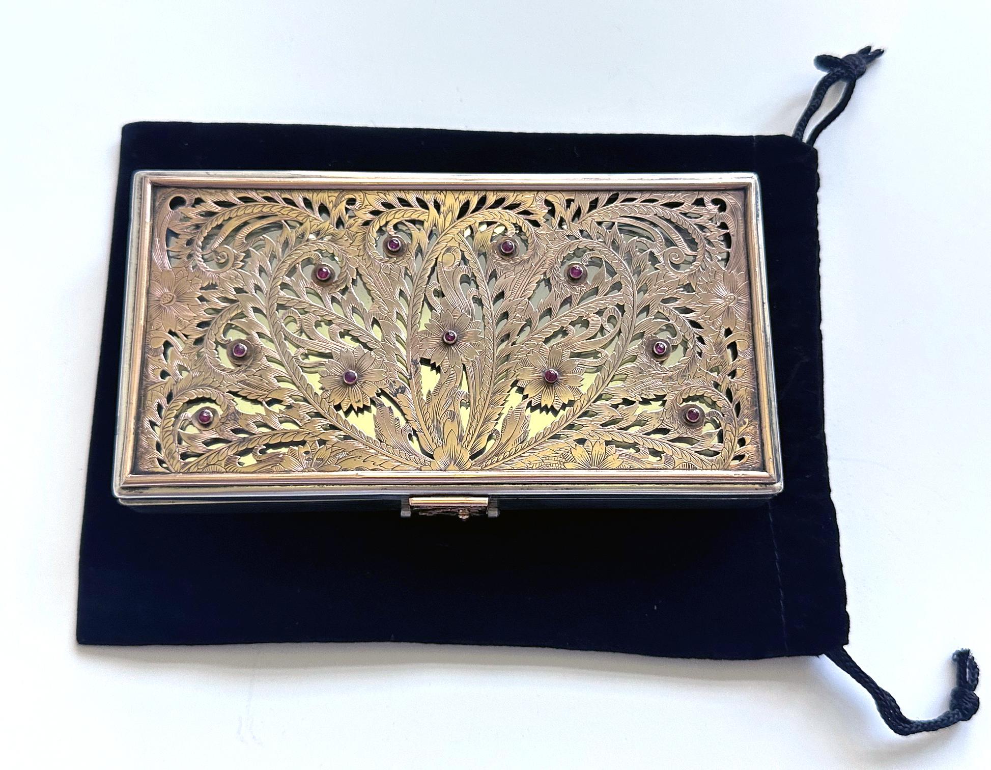 Art Deco Oversized Vintage French Silver Compact Case by Boucheron For Sale