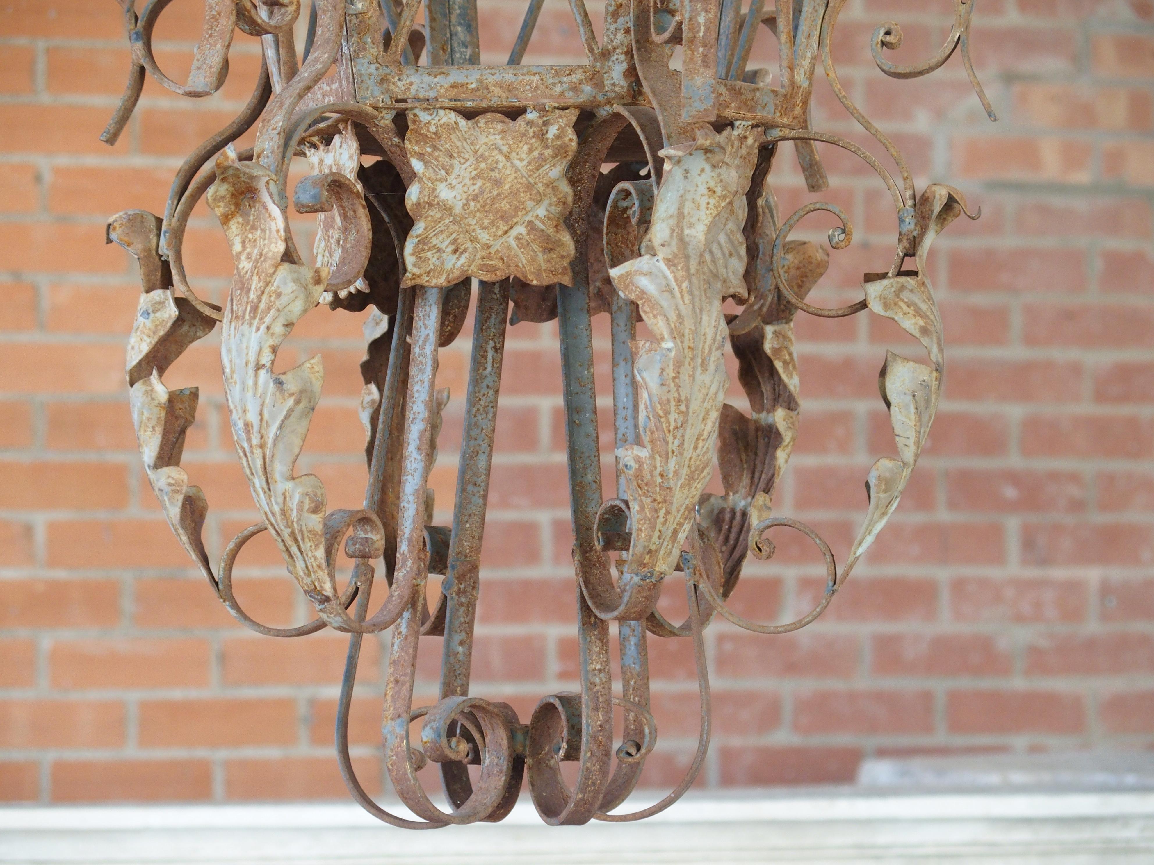 Grande lanterna francese d'epoca in ferro battuto e tole, 20° C., H. A. C. 57 in vendita 9