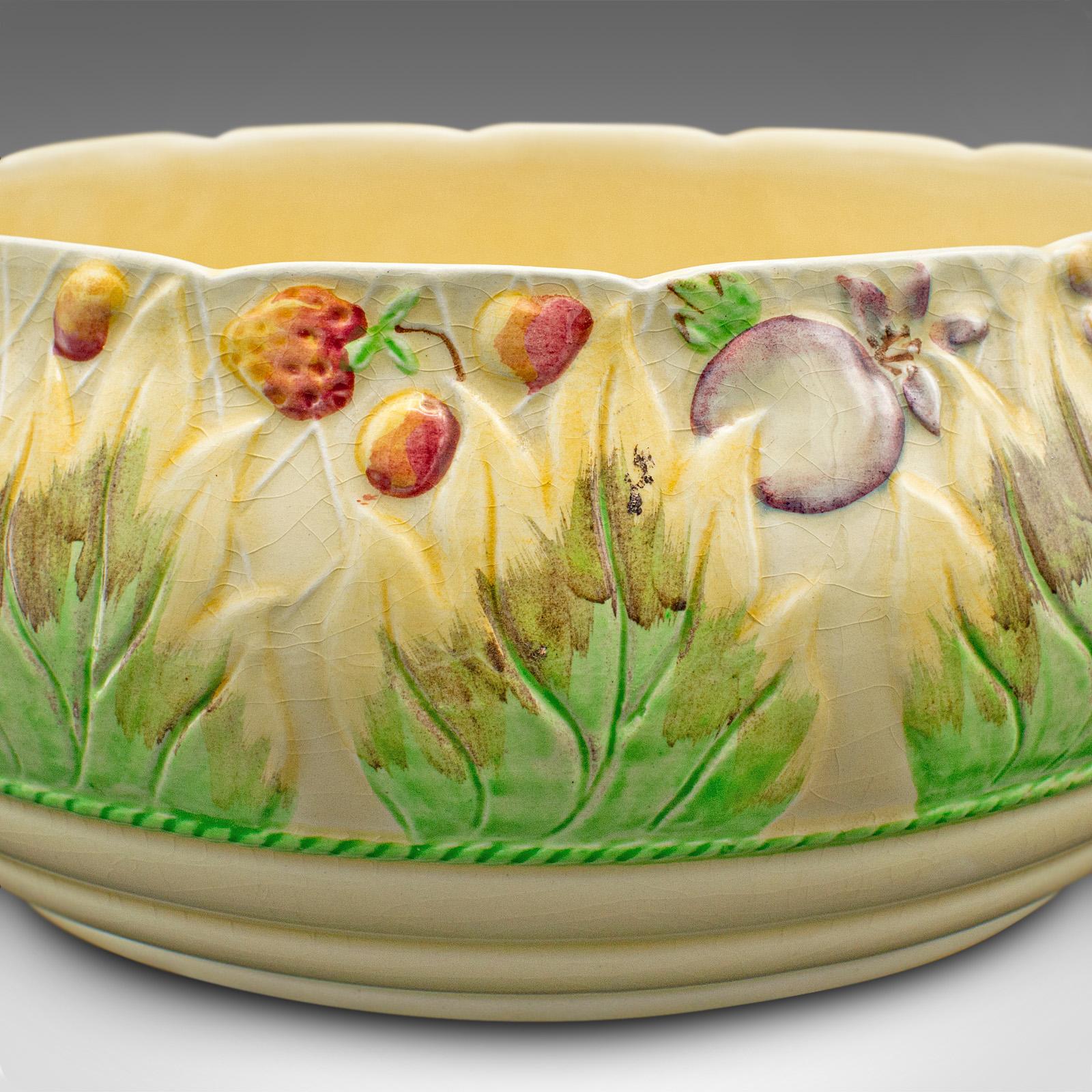 Grand bol à fruits vintage, anglais, céramique peinte à la main, plat décoratif, vers 1930 en vente 1