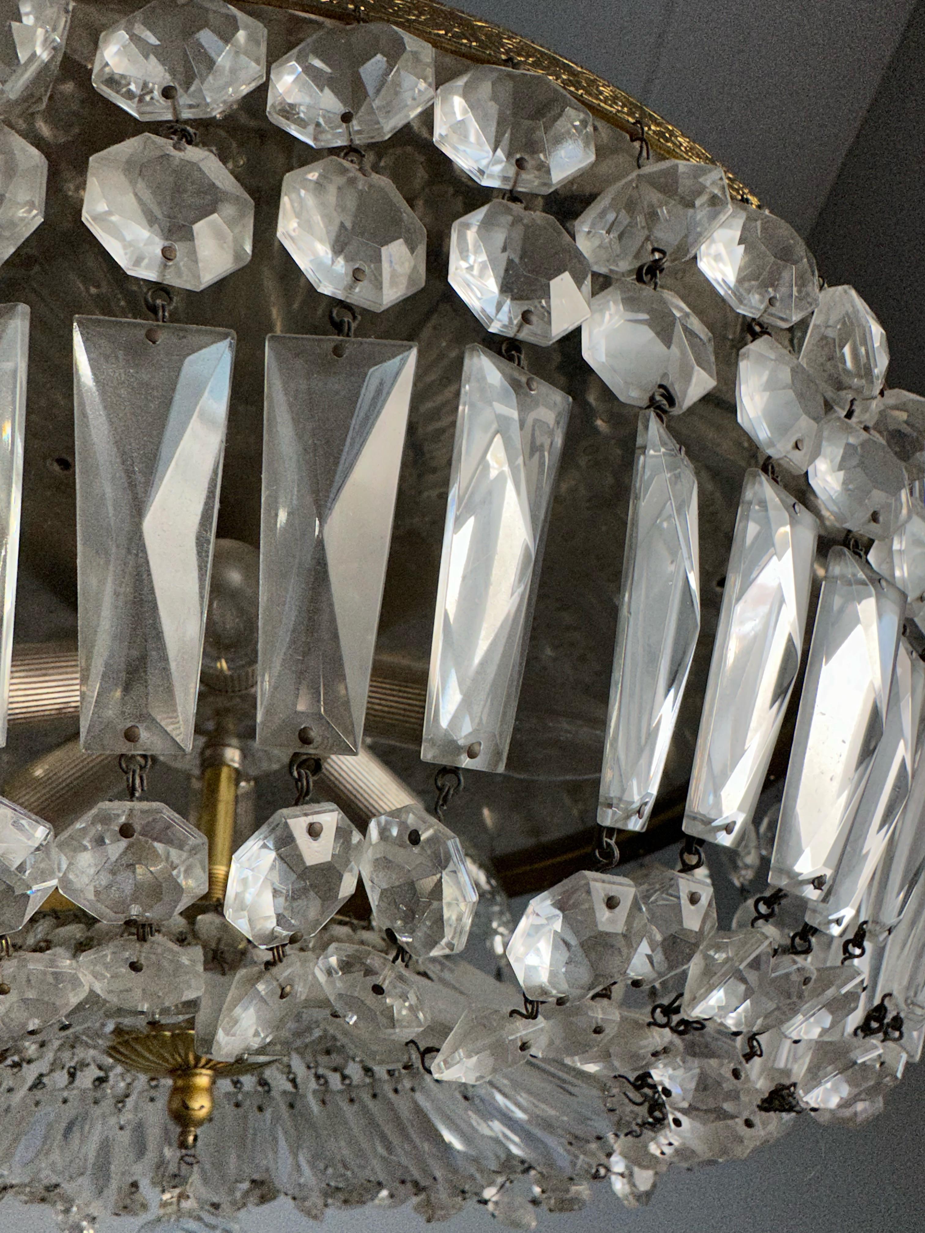 Große Einbaubeleuchtung aus vergoldeter Bronze und perlenbesetztem Kristallglas, Vintage im Angebot 3
