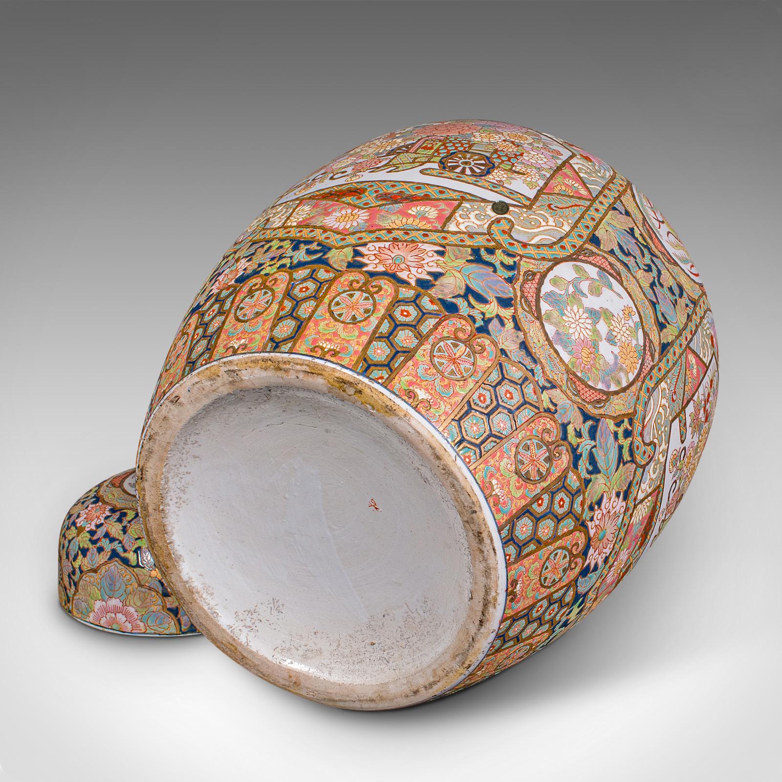 Grand vase chinois en céramique avec couvercle, Art Déco, vers 1940 en vente 3