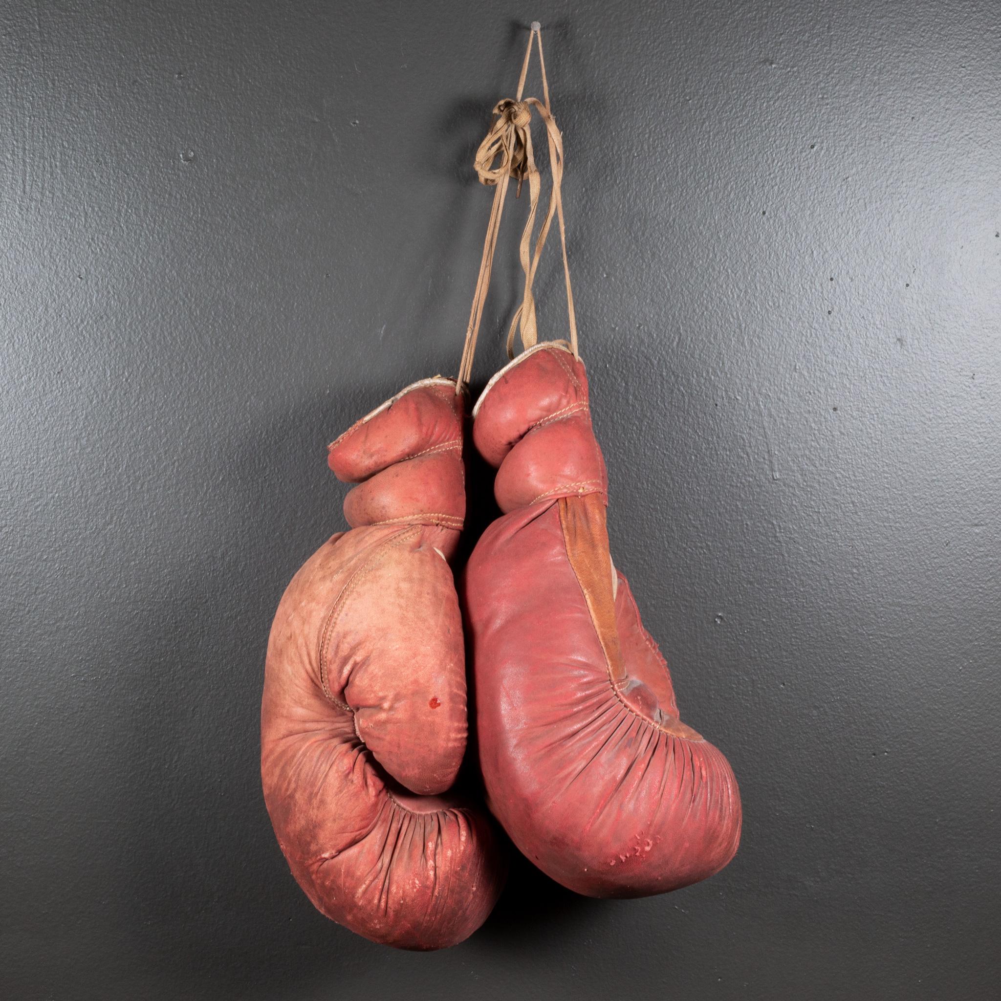 Américain Grands gants de boxe Smith en cuir doré vintage vers 1950 (expédition gratuite) en vente