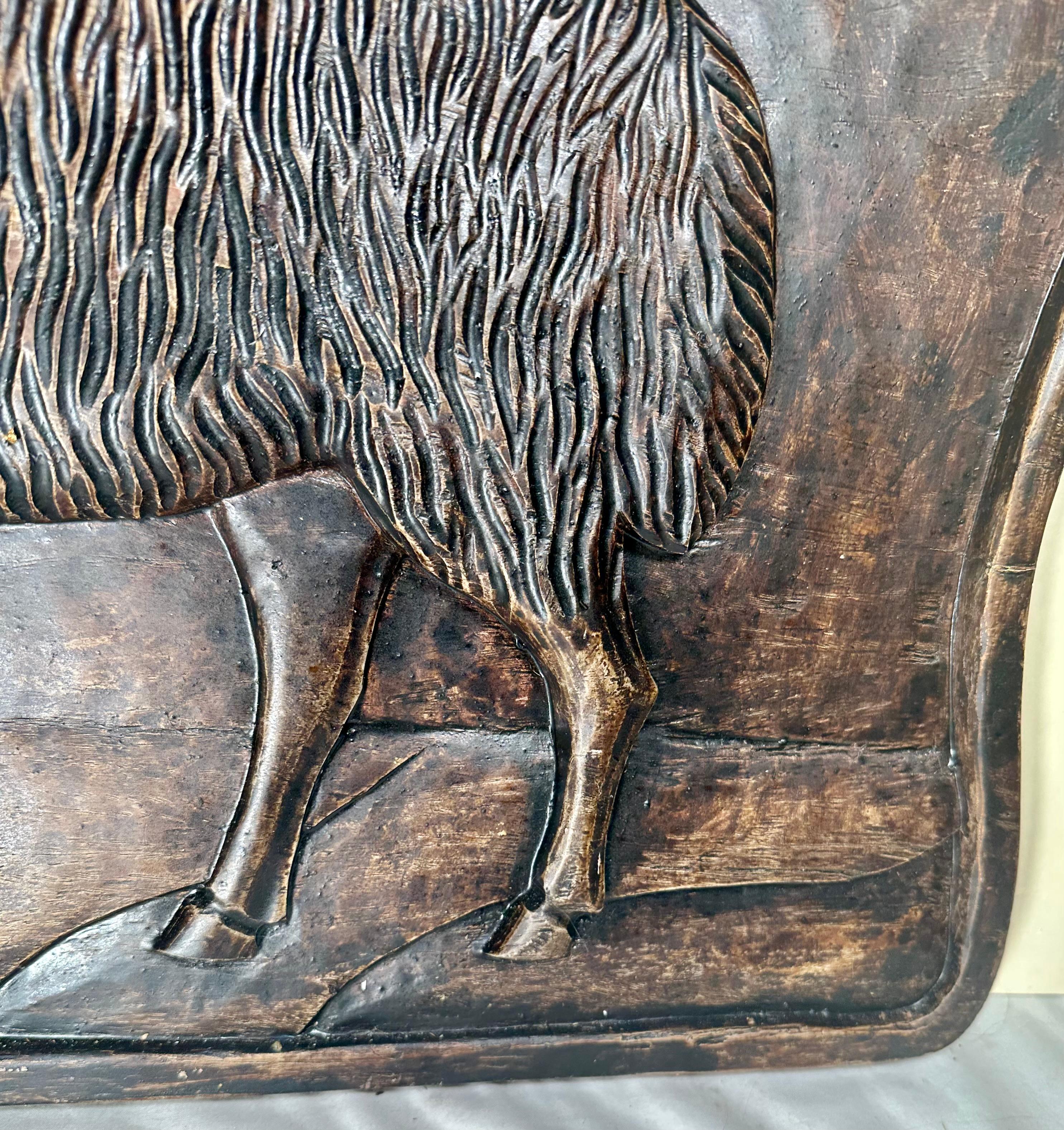 Grand bas-relief vintage sculpté à la main d'AGNUS DEI Pièce d'autel. Bon état - En vente à Vero Beach, FL