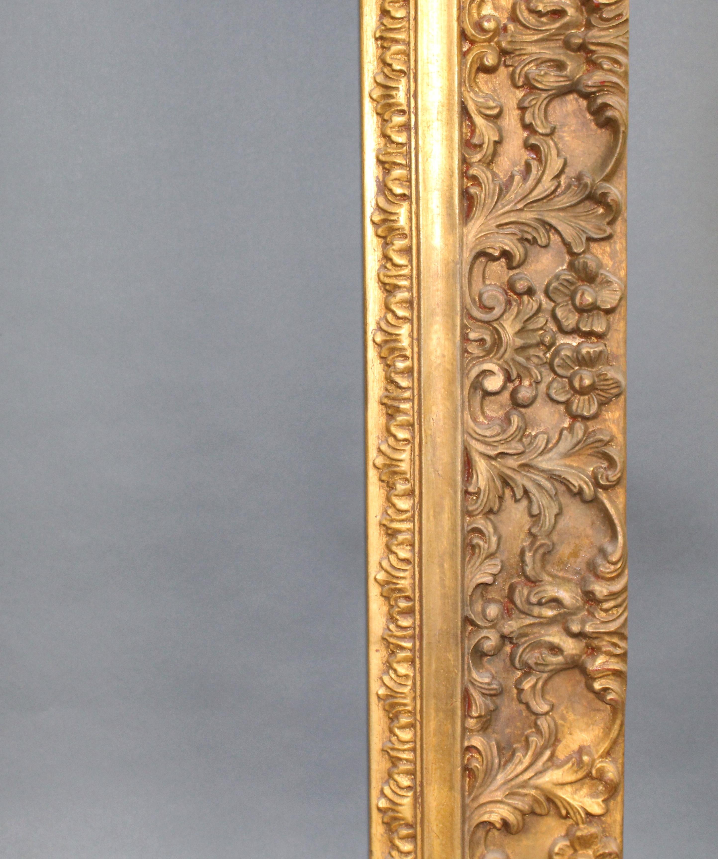 Large Vintage Hand Carved Wood Gilt Picture Frame In Good Condition In Worcester, Worcestershire