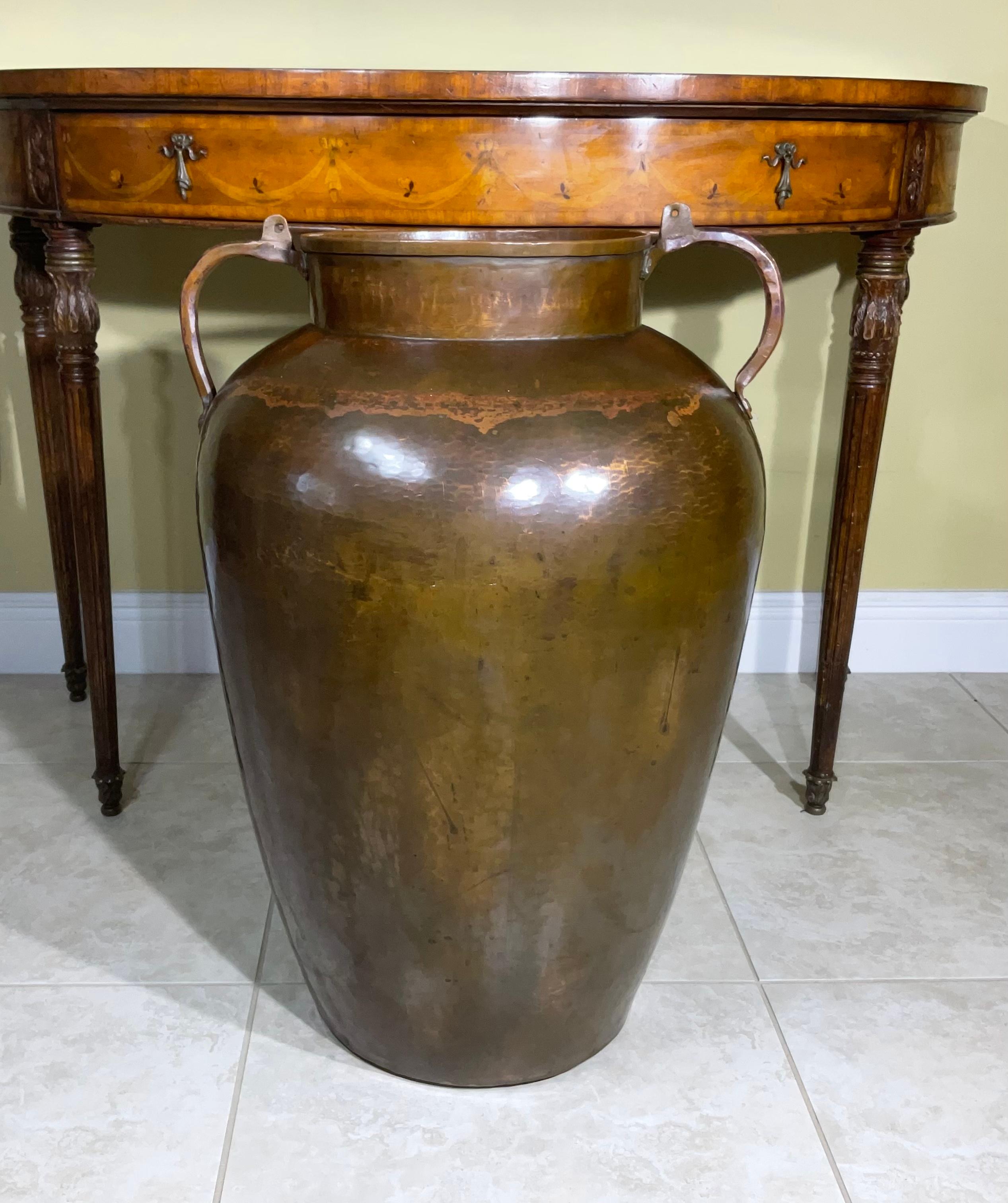 Large Vintage Hand Hammered Copper Vessel For Sale 5