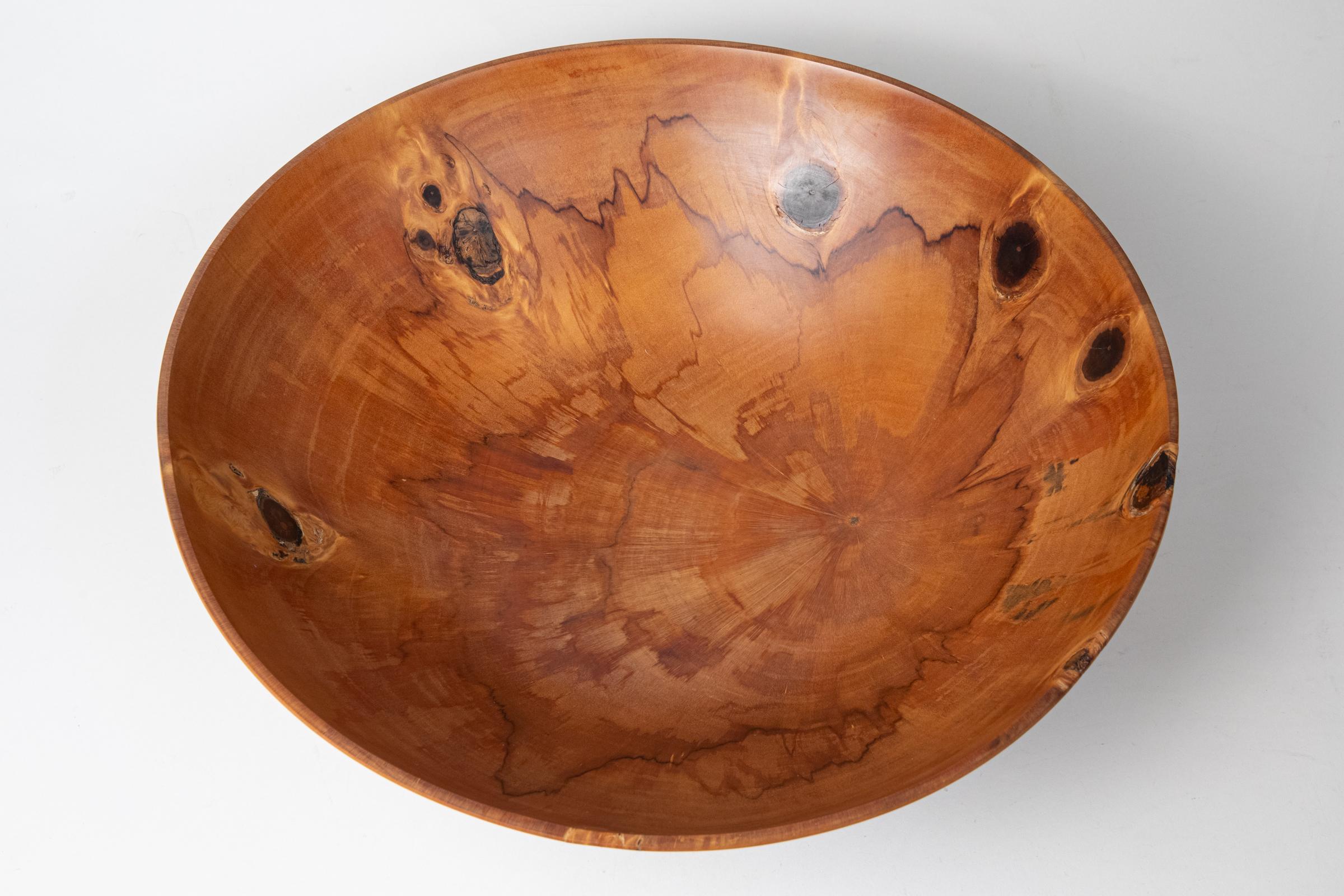 Large Hawaiian Turned Wood Art Bowl by Syd Vierra For Sale 4