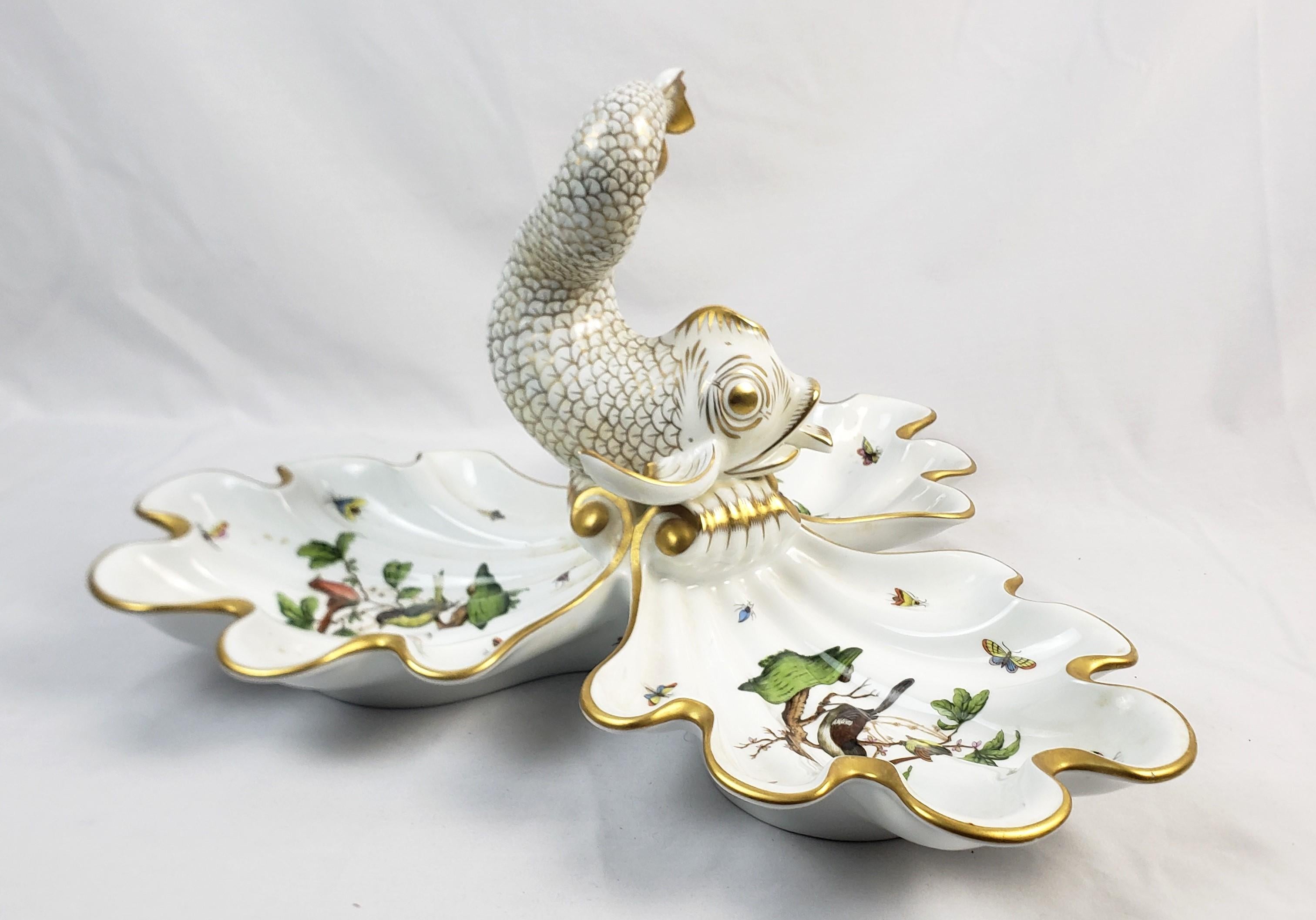 Large Vintage Herend Porcelain Rothschild Bird Pattern Centerpiece with Coy Fish For Sale 1