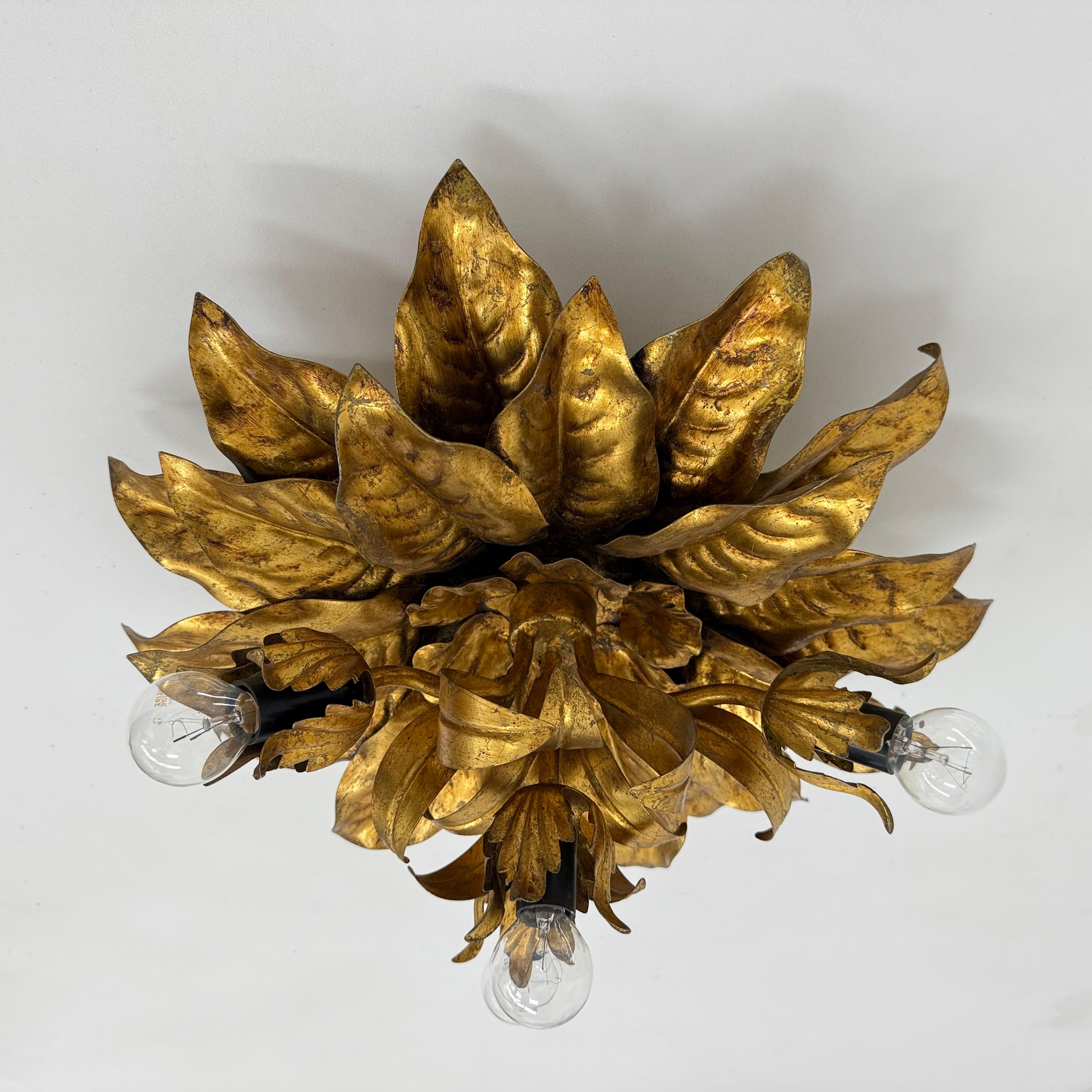 Large vintage hollywood rengency gold gilded leaf flush mount , 1970’s For Sale 4
