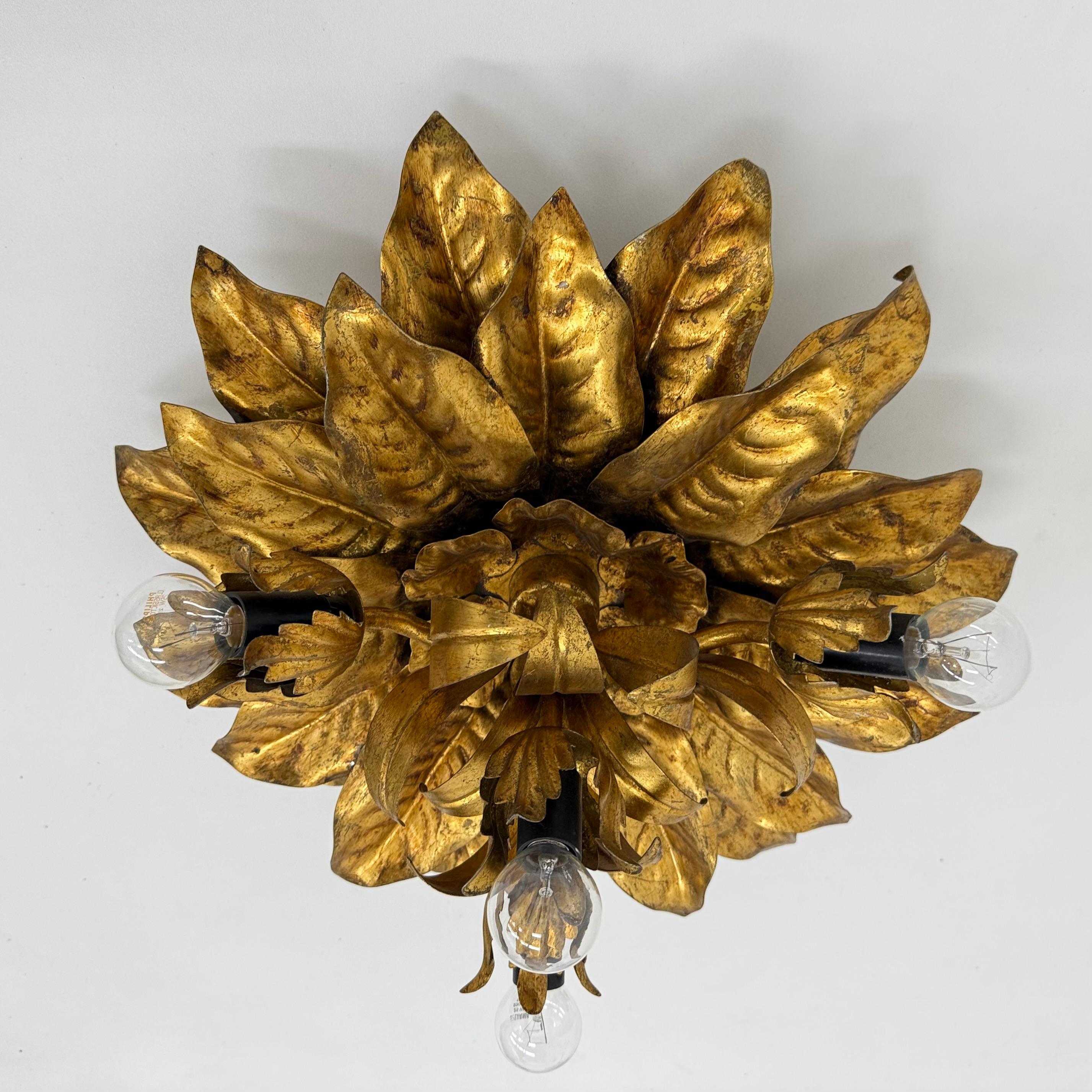 Large vintage hollywood rengency gold gilded leaf flush mount , 1970’s For Sale 5