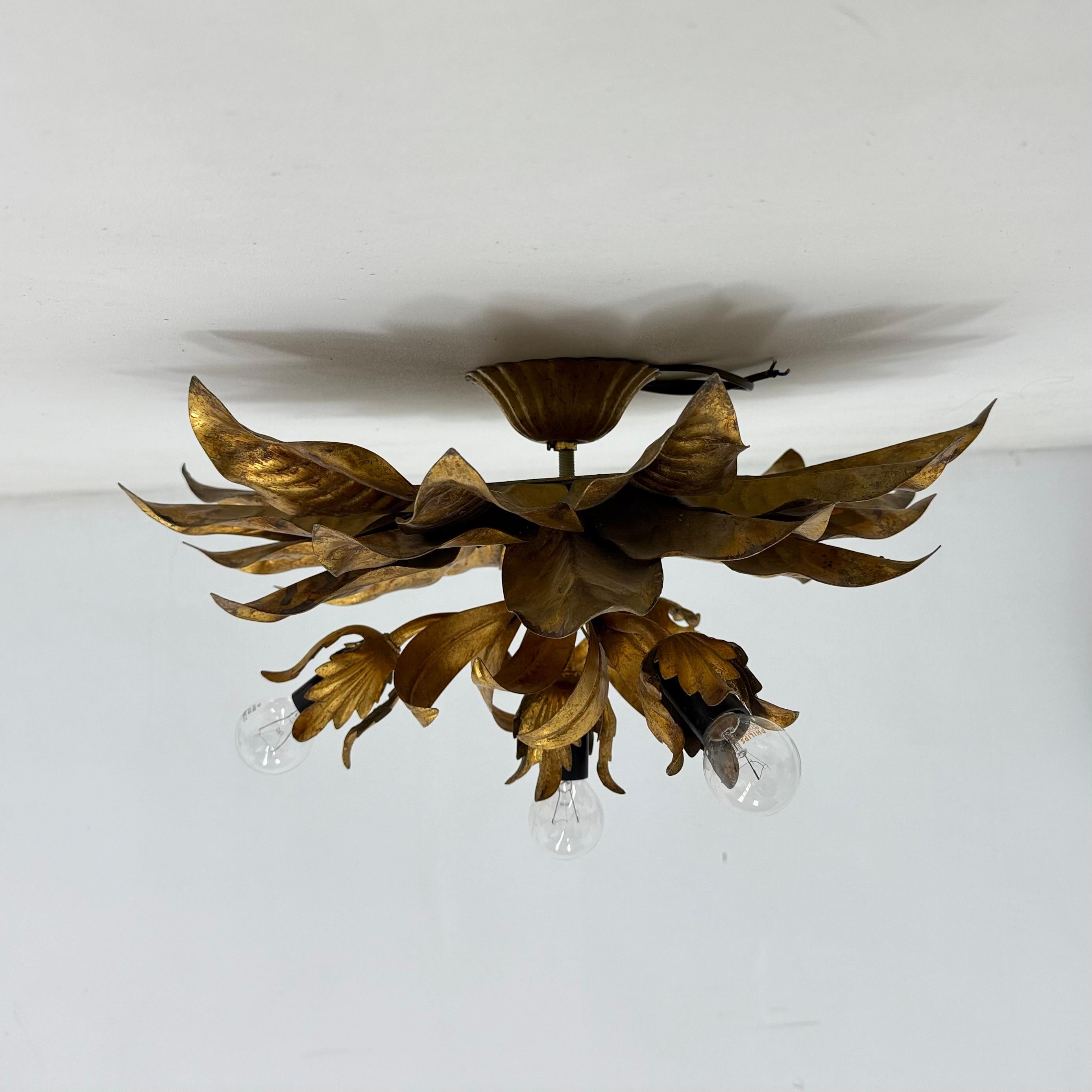 Large vintage hollywood rengency gold gilded leaf flush mount , 1970’s For Sale 9