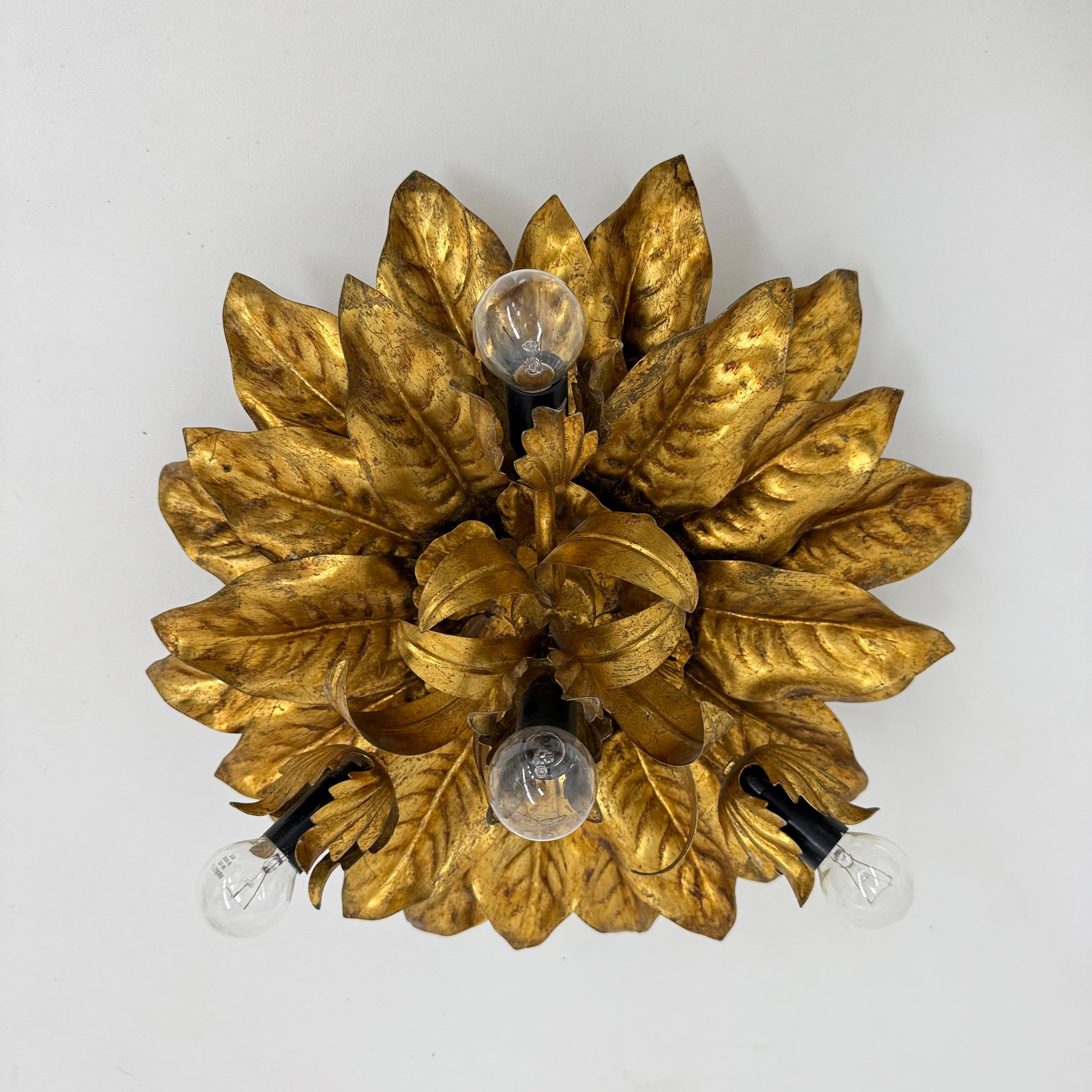 Large vintage hollywood rengency gold gilded leaf flush mount , 1970’s For Sale 13