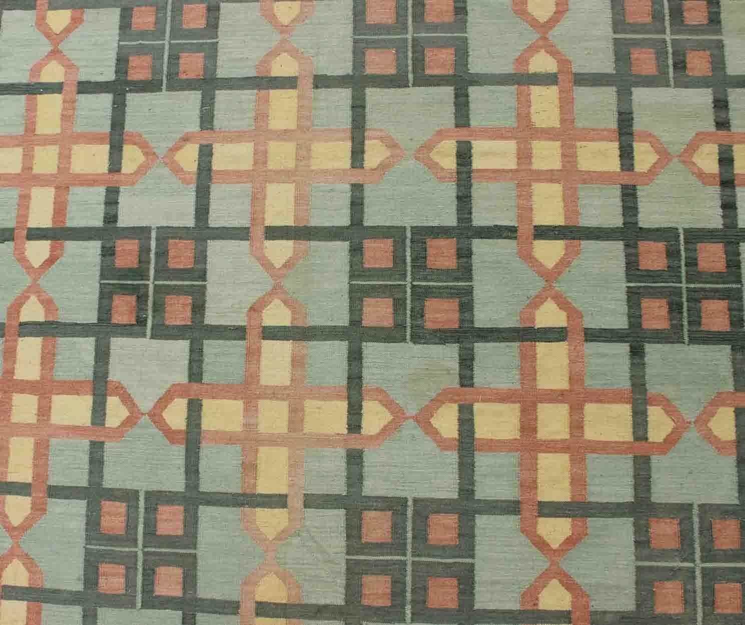 Large Vintage Indian Flat-Weave Cotton Dhurrie Rug from Mid-20th Century In Excellent Condition For Sale In Atlanta, GA