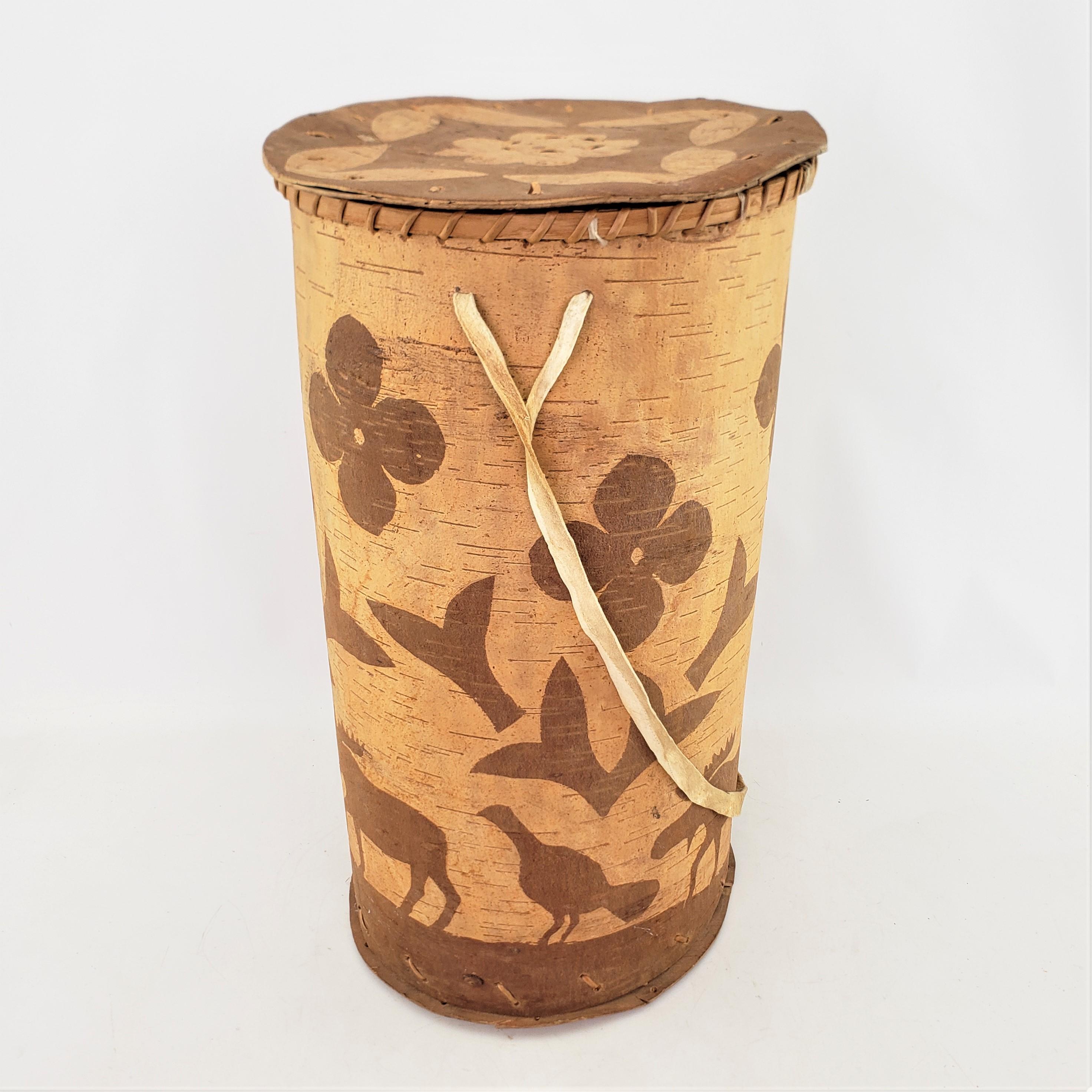 Native American Large Vintage Indigenous Canadian Lidded Birch Bark Painted Shoulder Basket  For Sale