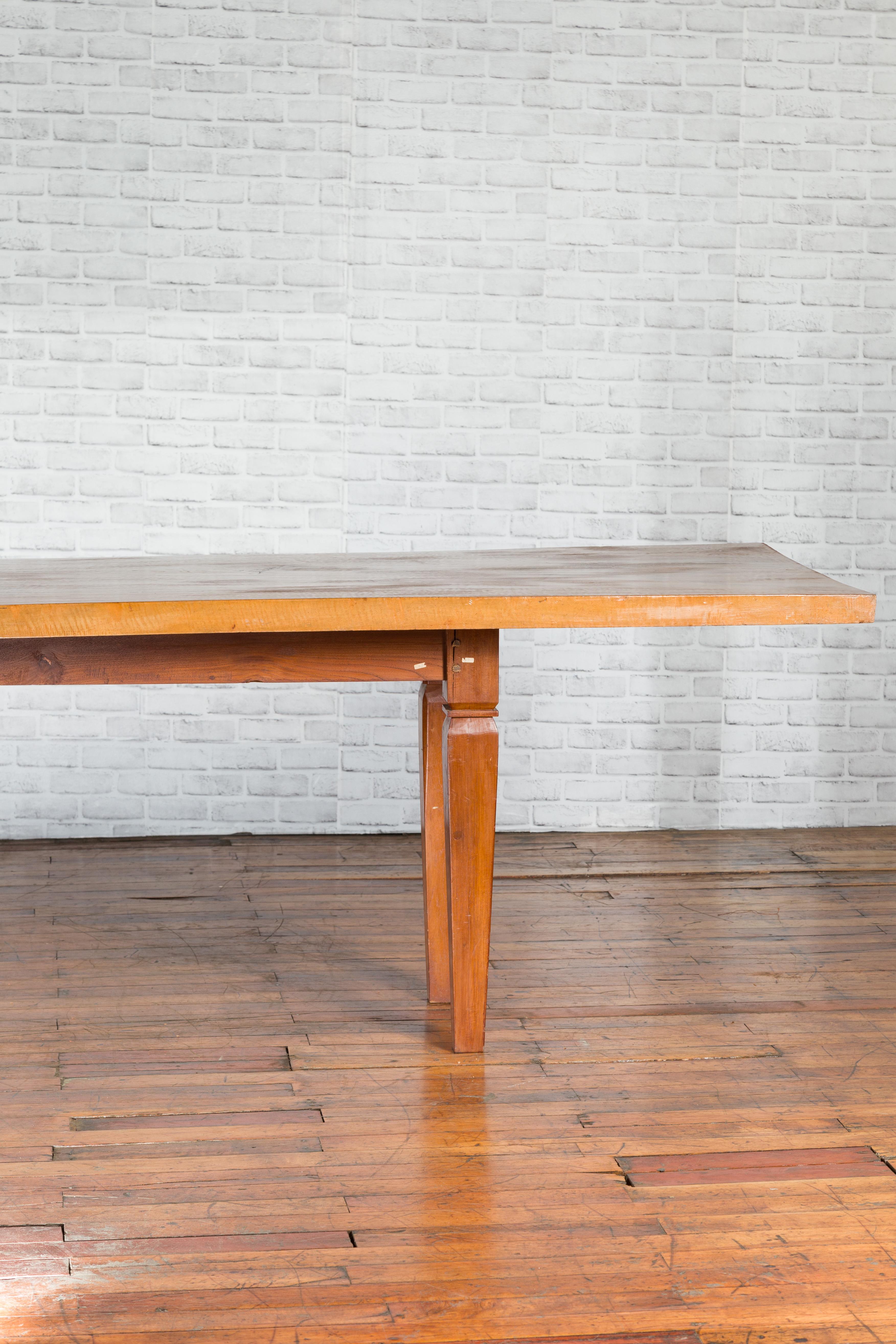 Large Vintage Indonesian Dining Table with Mango Wood Top and Tapered Legs In Good Condition For Sale In Yonkers, NY