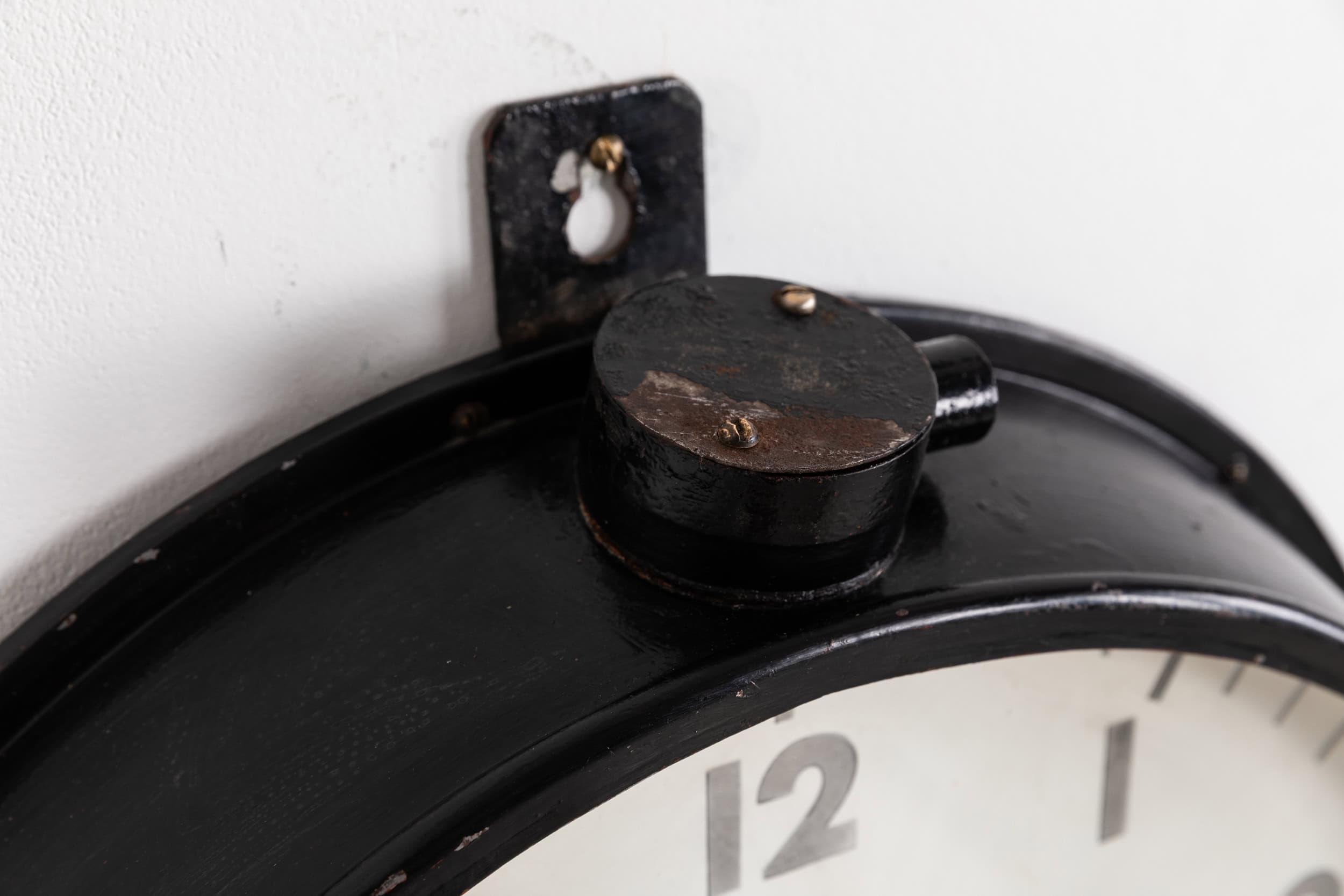 Pressato Grande orologio da parete industriale d'epoca da 18 pollici Gents of Leicester Railway c1930