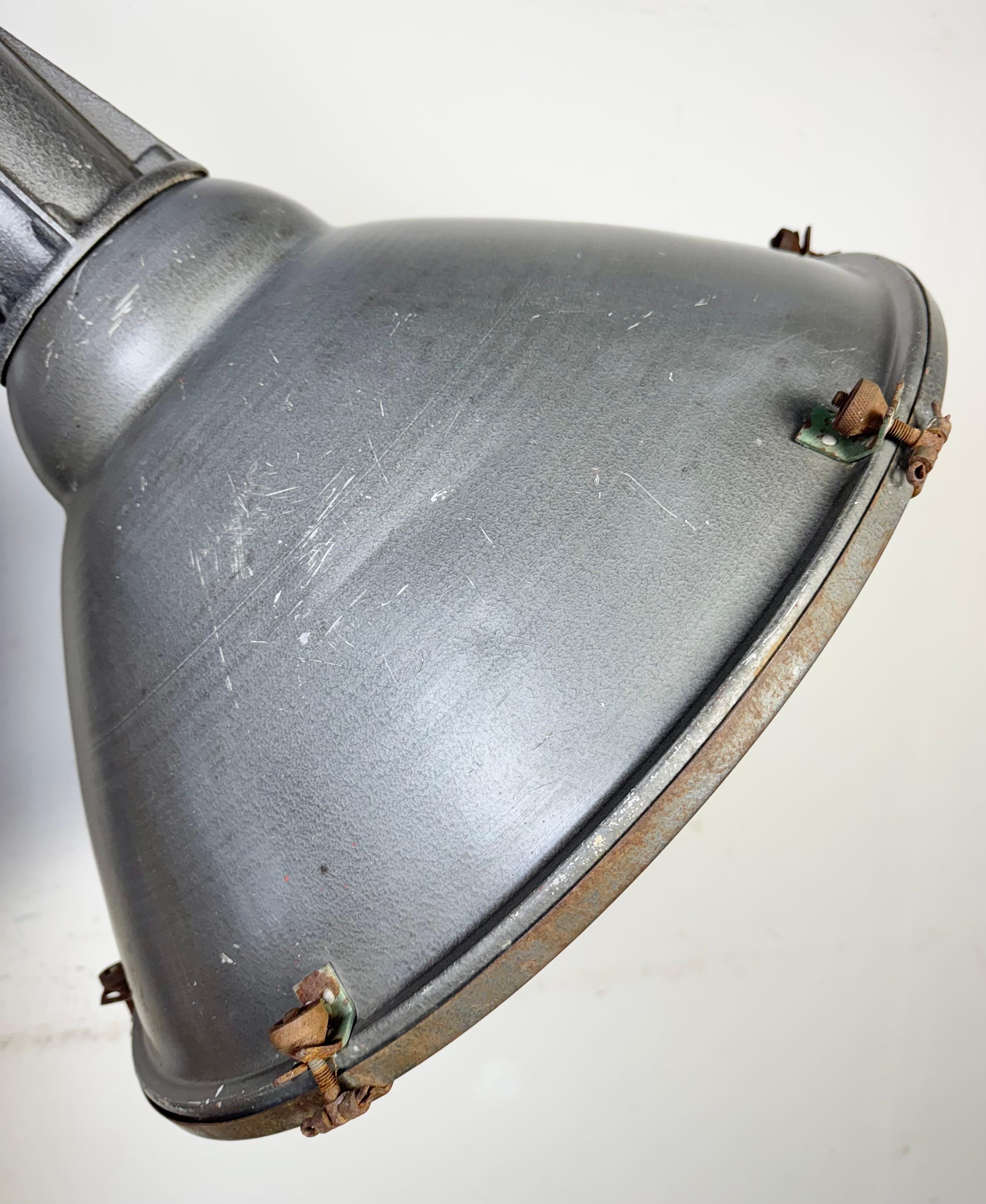 Large Vintage Industrial Aluminium Factory Wall Spotlight, 1970s For Sale 6