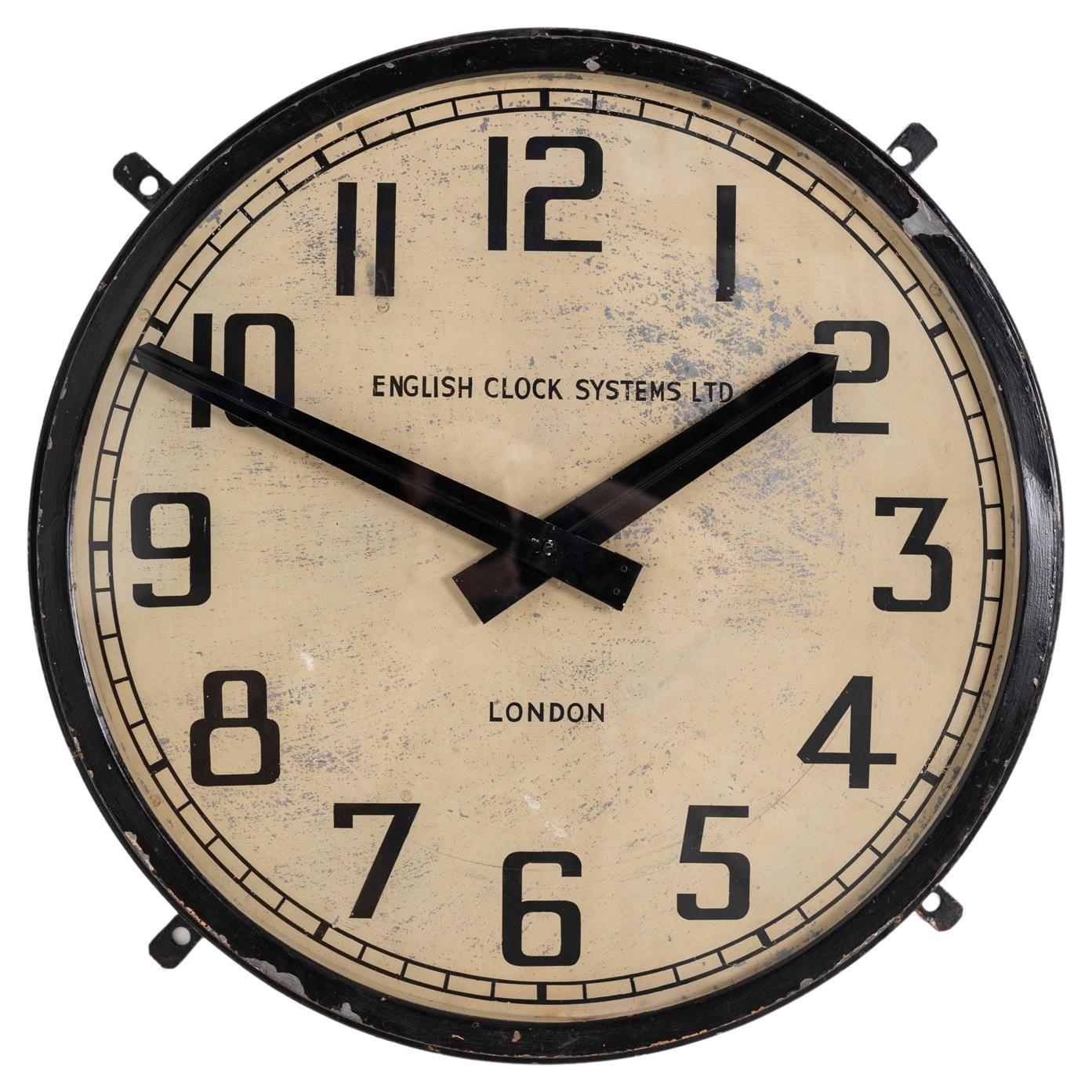 Art Deco Stylish Walnut Mantle Clock, English, c1930 For Sale at 1stDibs