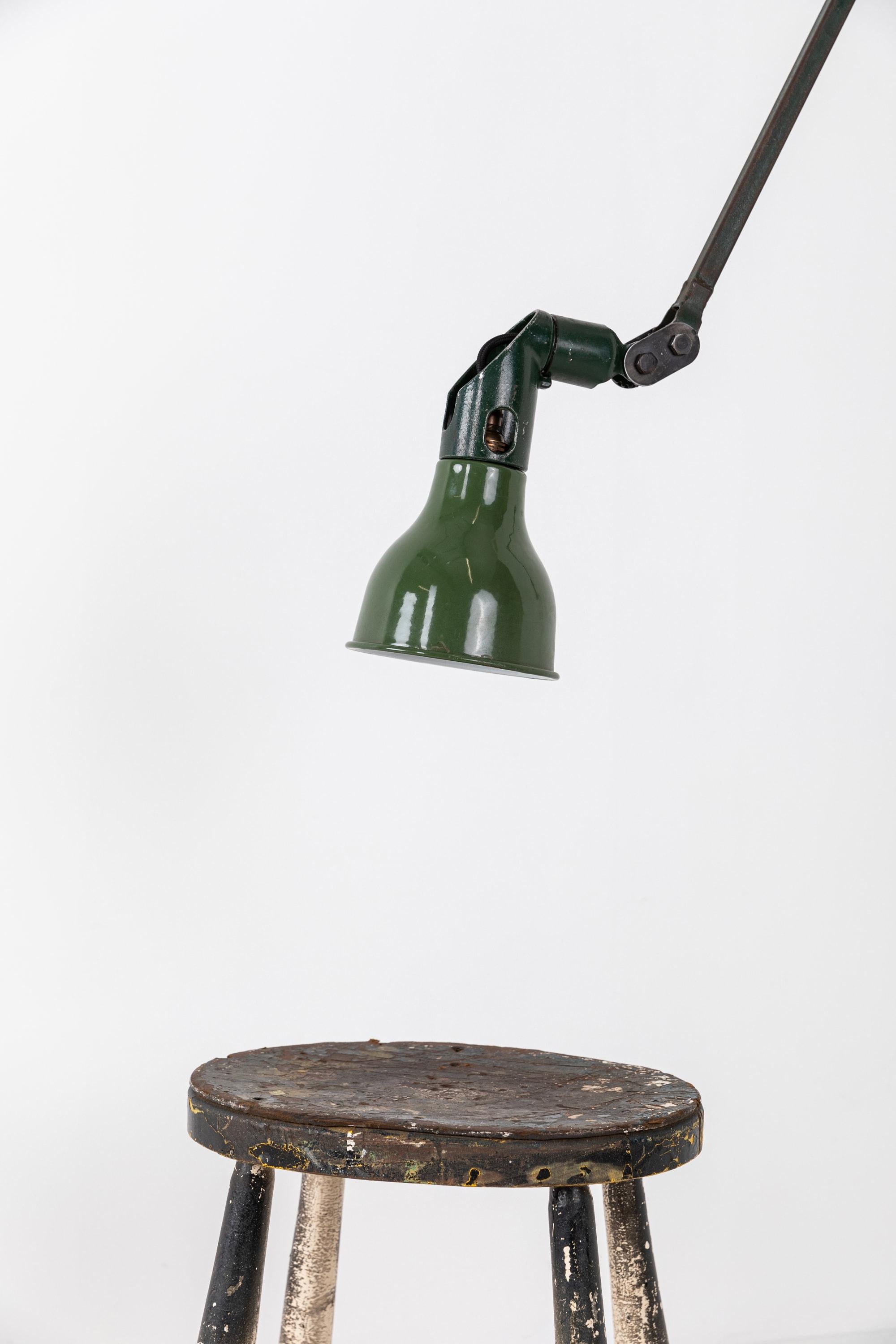 English Large Vintage Industrial Mek-Elek Machinists Adjustable Task Lamp, circa 1930