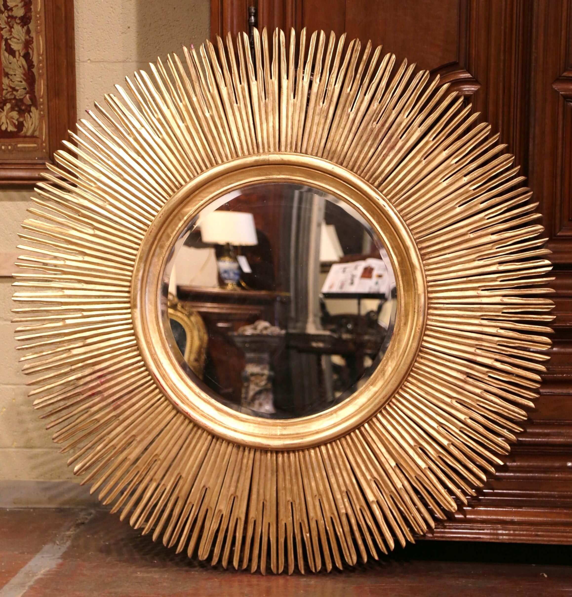 Large Vintage Italian Carved Giltwood Sunburst Mirror with Beveled Glass 1