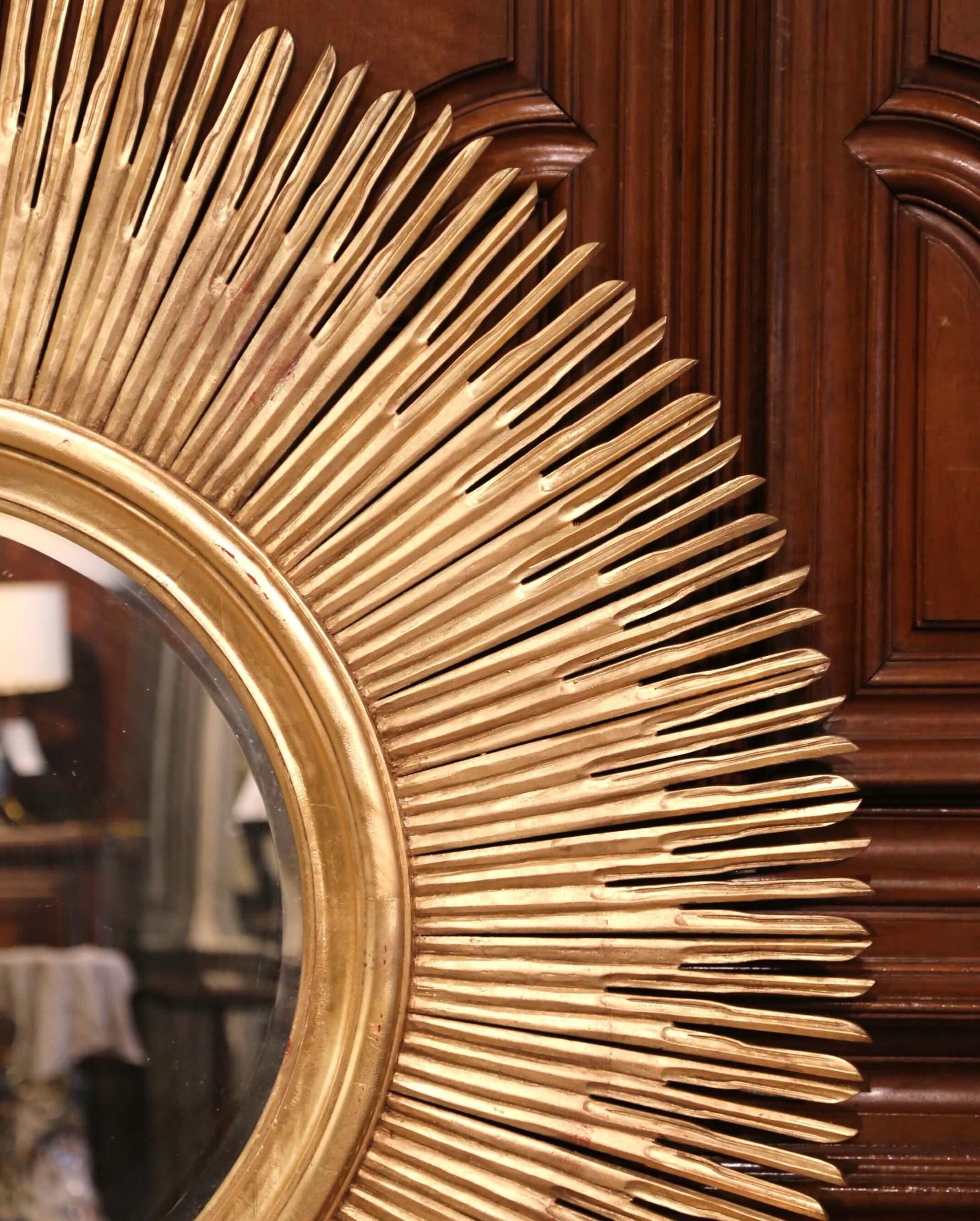 Large Vintage Italian Carved Giltwood Sunburst Mirror with Beveled Glass 3