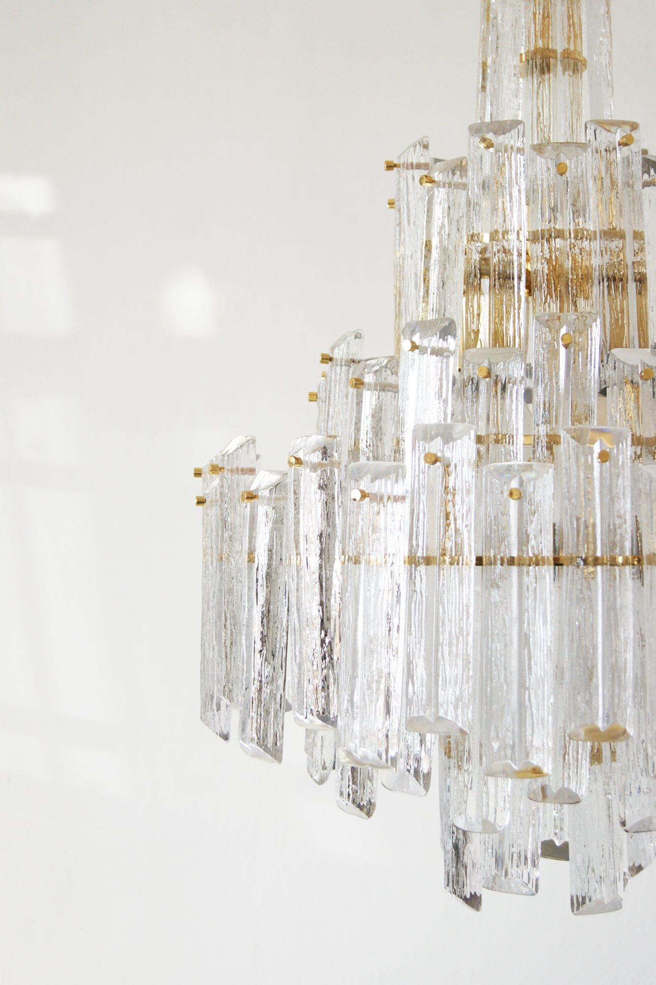 Large Vintage Italian Chandelier For Sale 1