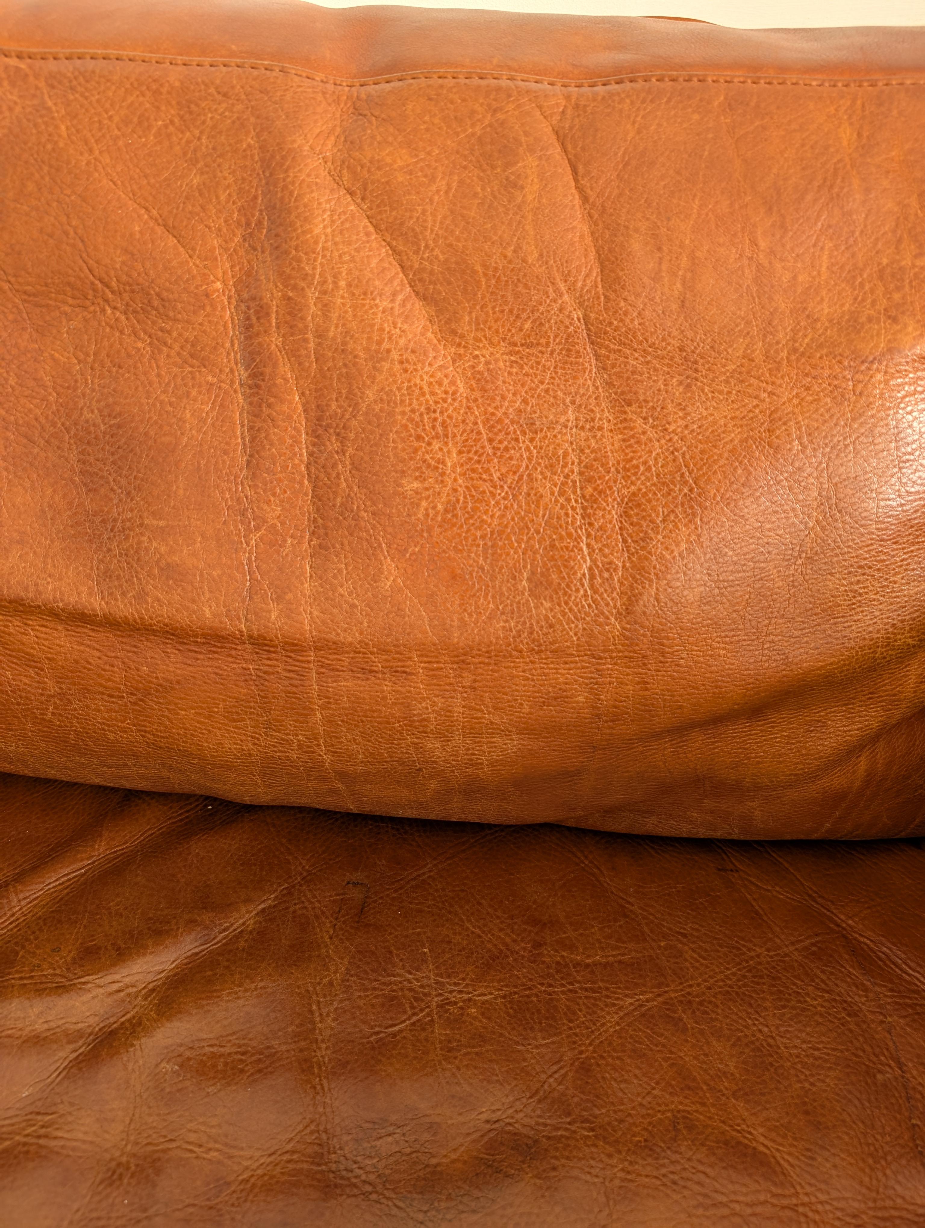 Grand canapé vintage italien en cuir cognac à bascule, par Molinari, années 1980 en vente 11