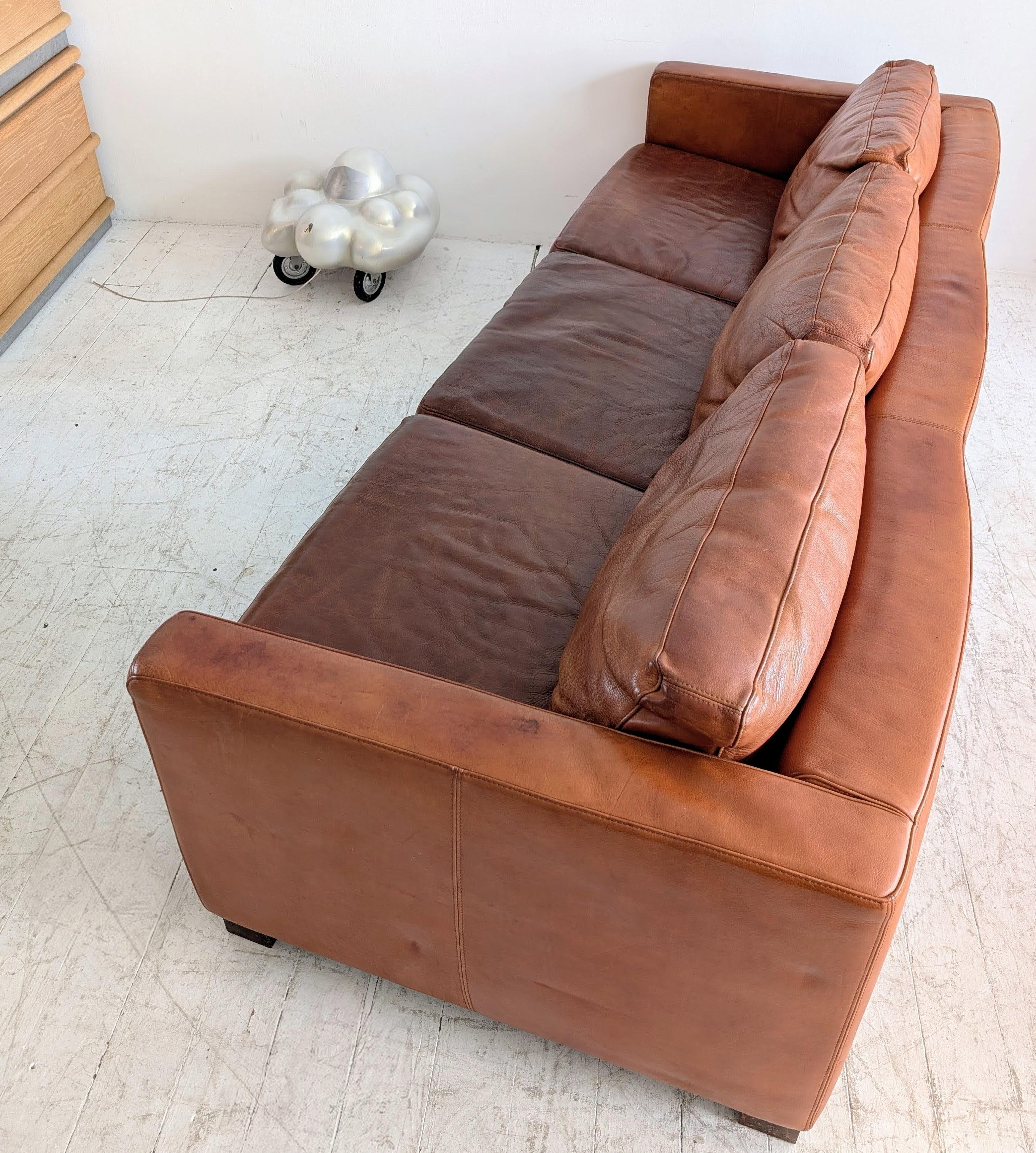 Mid-Century Modern Grand canapé vintage italien en cuir cognac à bascule, par Molinari, années 1980 en vente