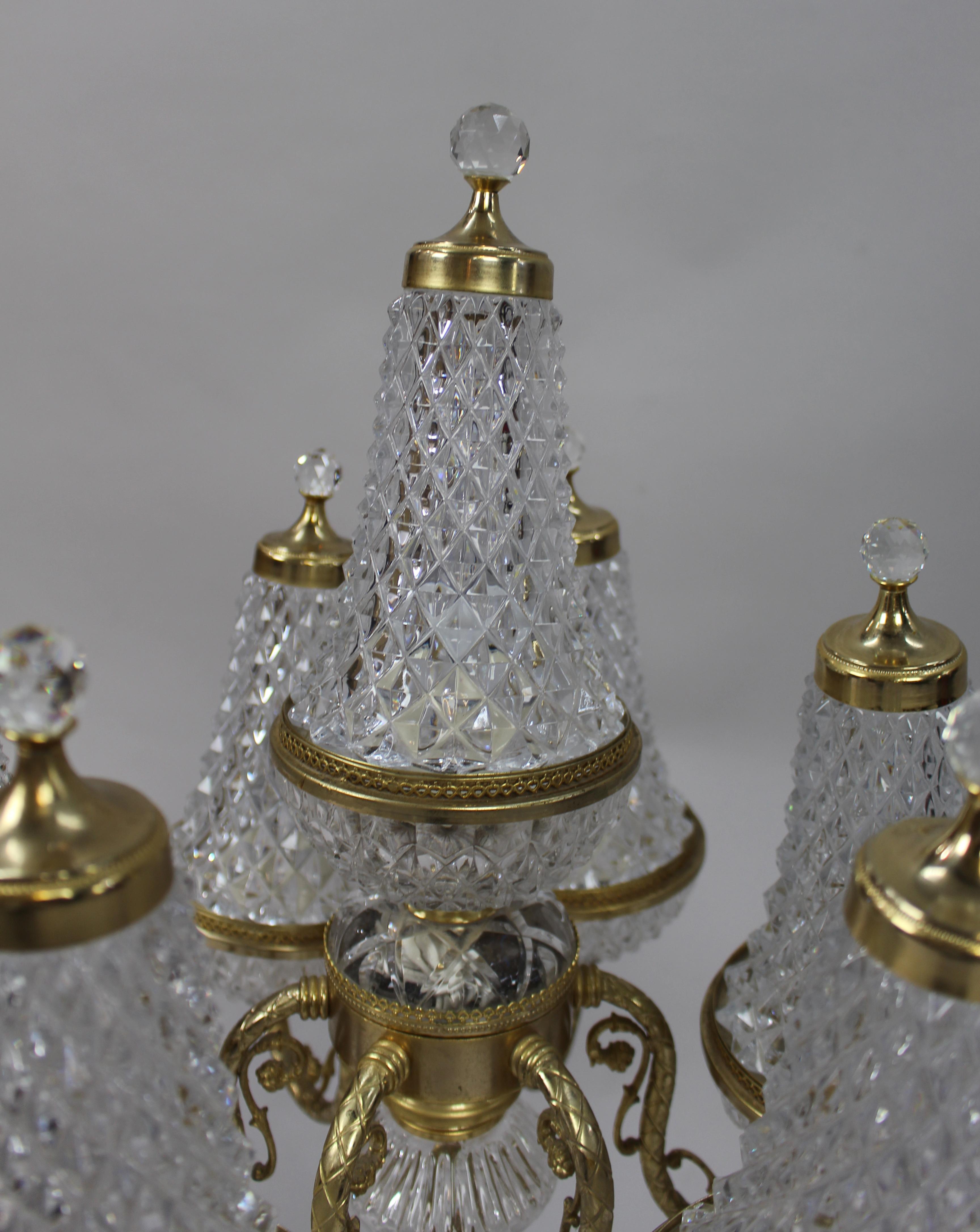 Gran Lámpara de Sobremesa Vintage Italian de Cristal Tallado y Metal Dorado en venta 9