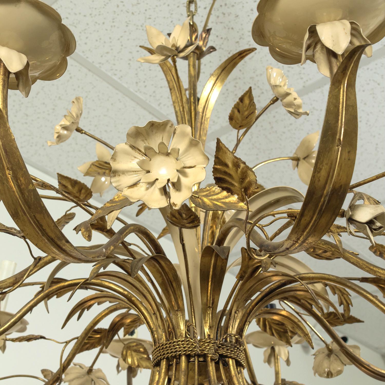 Large Vintage Italian Gilded Tole and Cream Enamel Floral 10-Light Chandelier 9