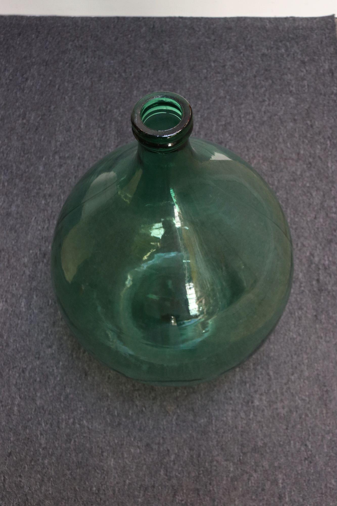 Mid-Century Modern Grande Demijohn/Carboy italienne vintage verte soufflée à la main
