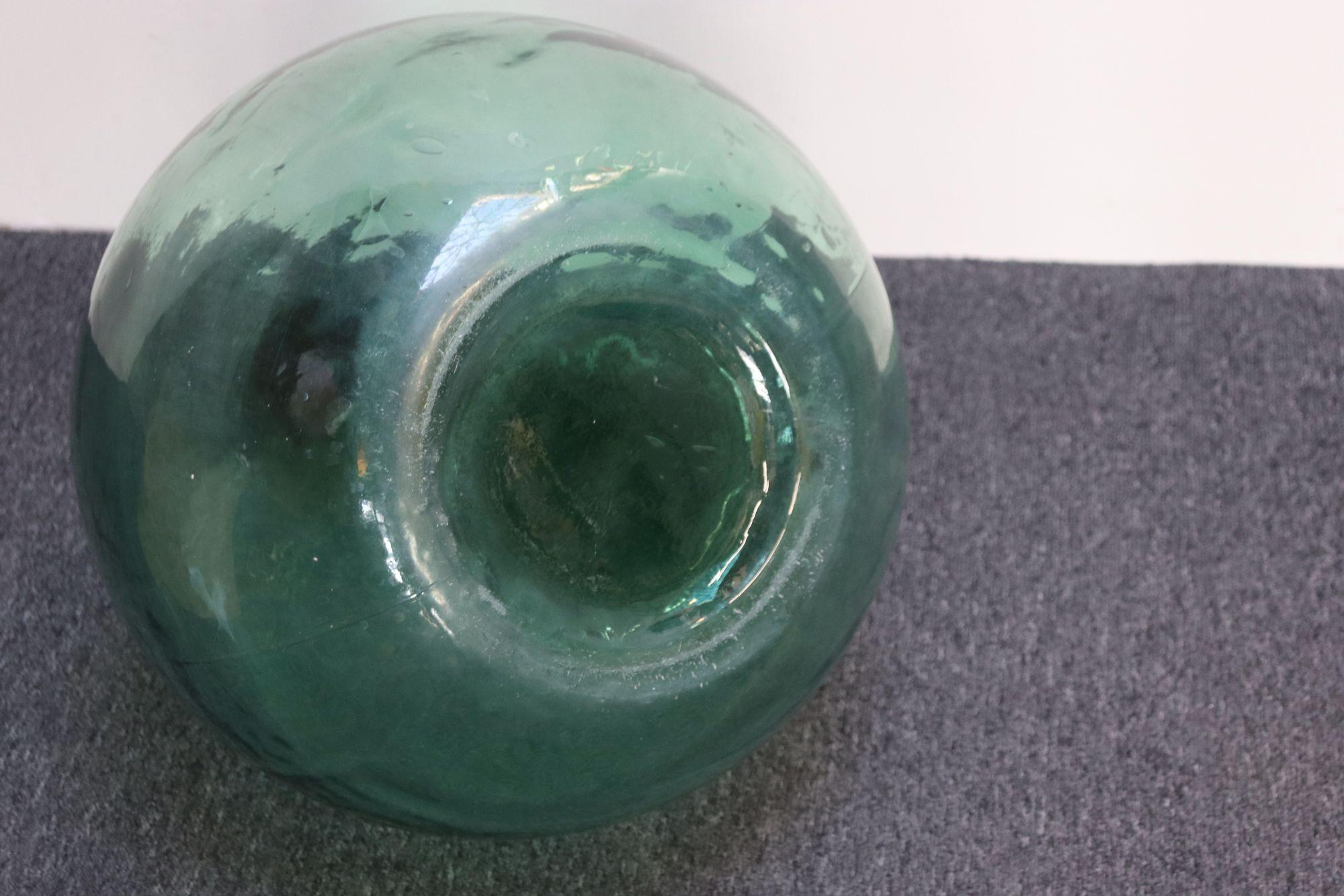 Milieu du XXe siècle Grande Demijohn/Carboy italienne vintage verte soufflée à la main