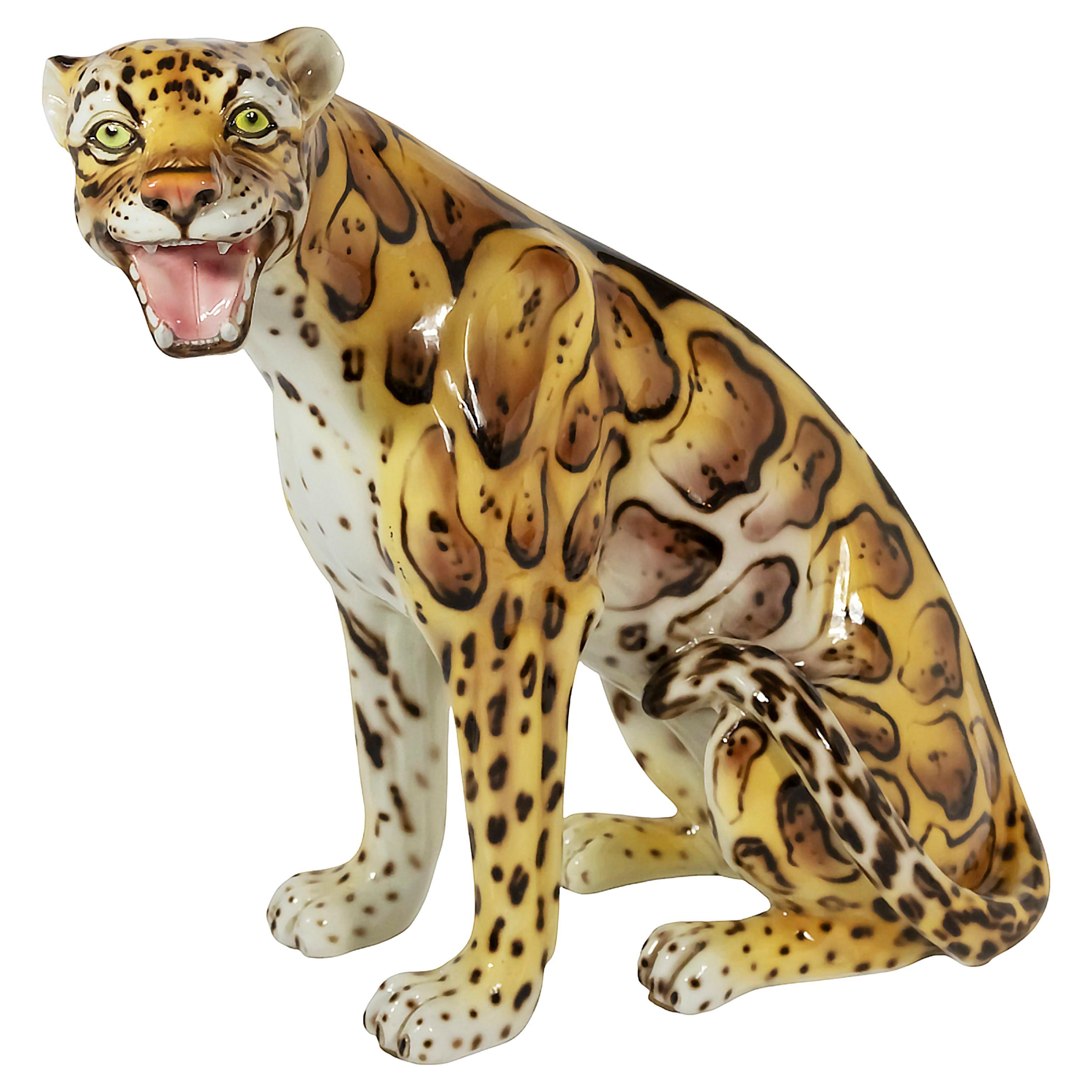 Grande Sculpture Serval en céramique émaillée d
époque, faite à la main par des Italiens en vente