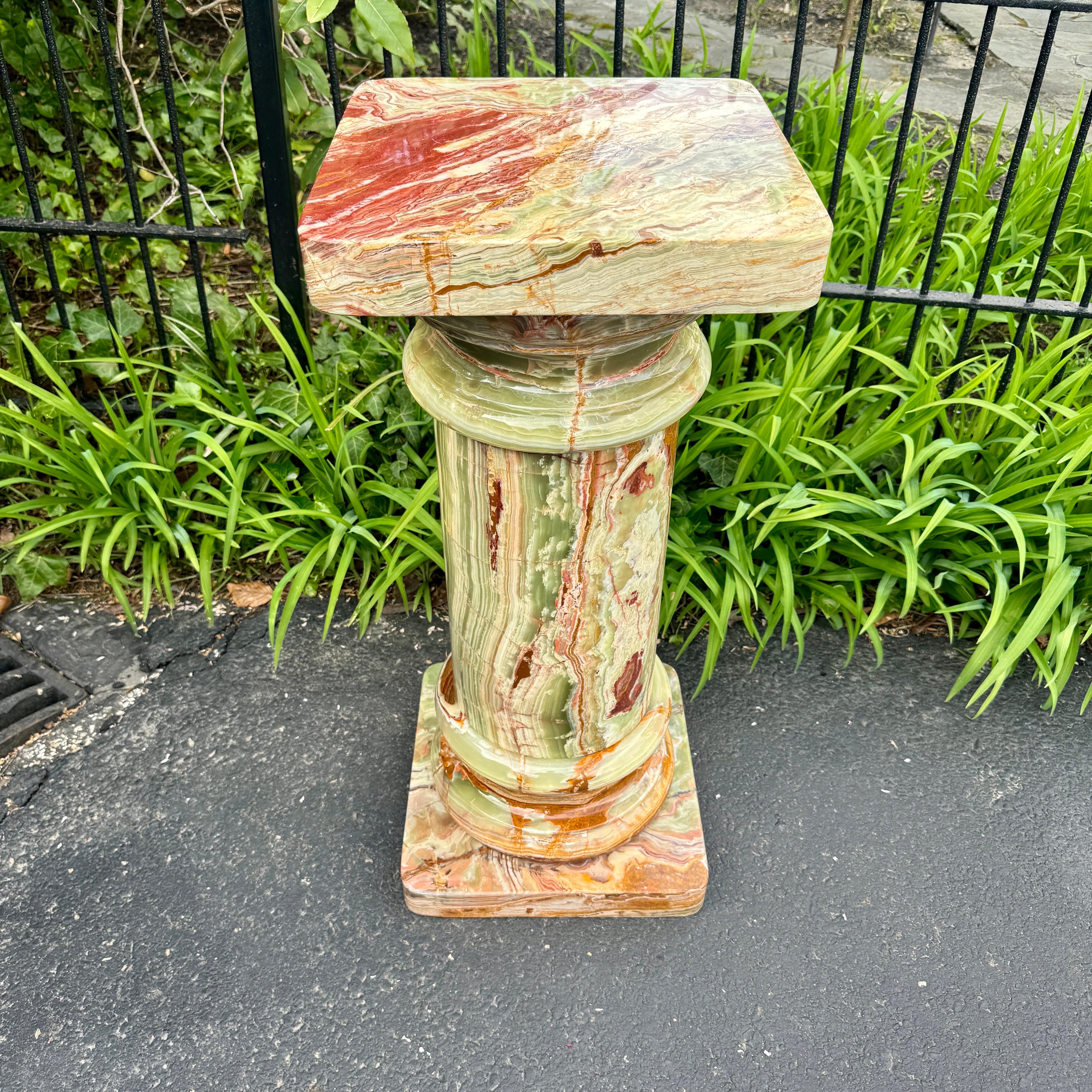 Large Vintage Italian Onyx Marble Pedestal Column For Sale 4